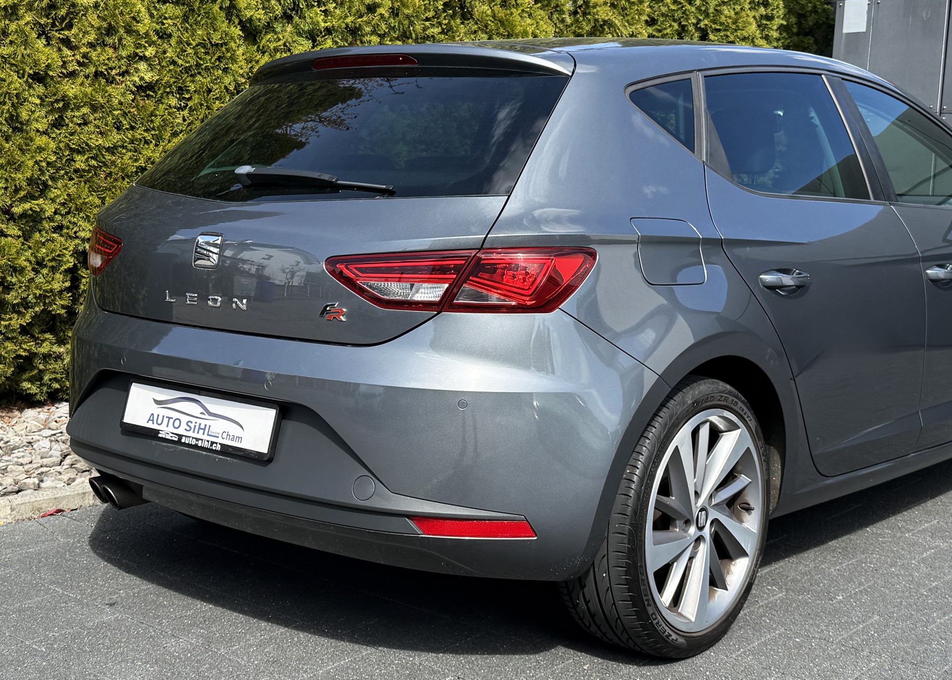 SEAT Leon 1.4 TSI FR-image-11