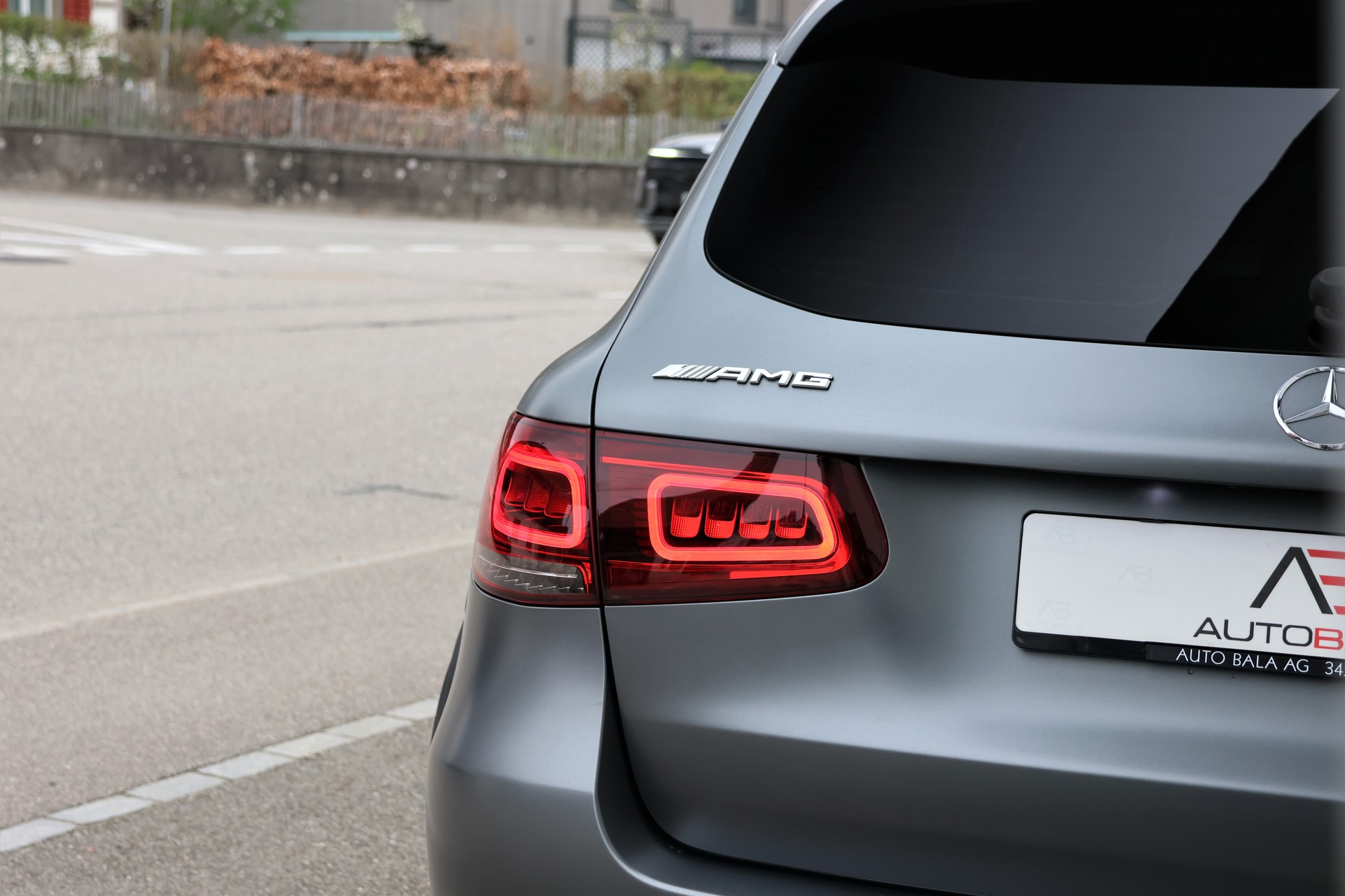 MERCEDES-BENZ GLC 63 S AMG 4Matic 9G-Tronic (CH) "Designo Magno"-image-5