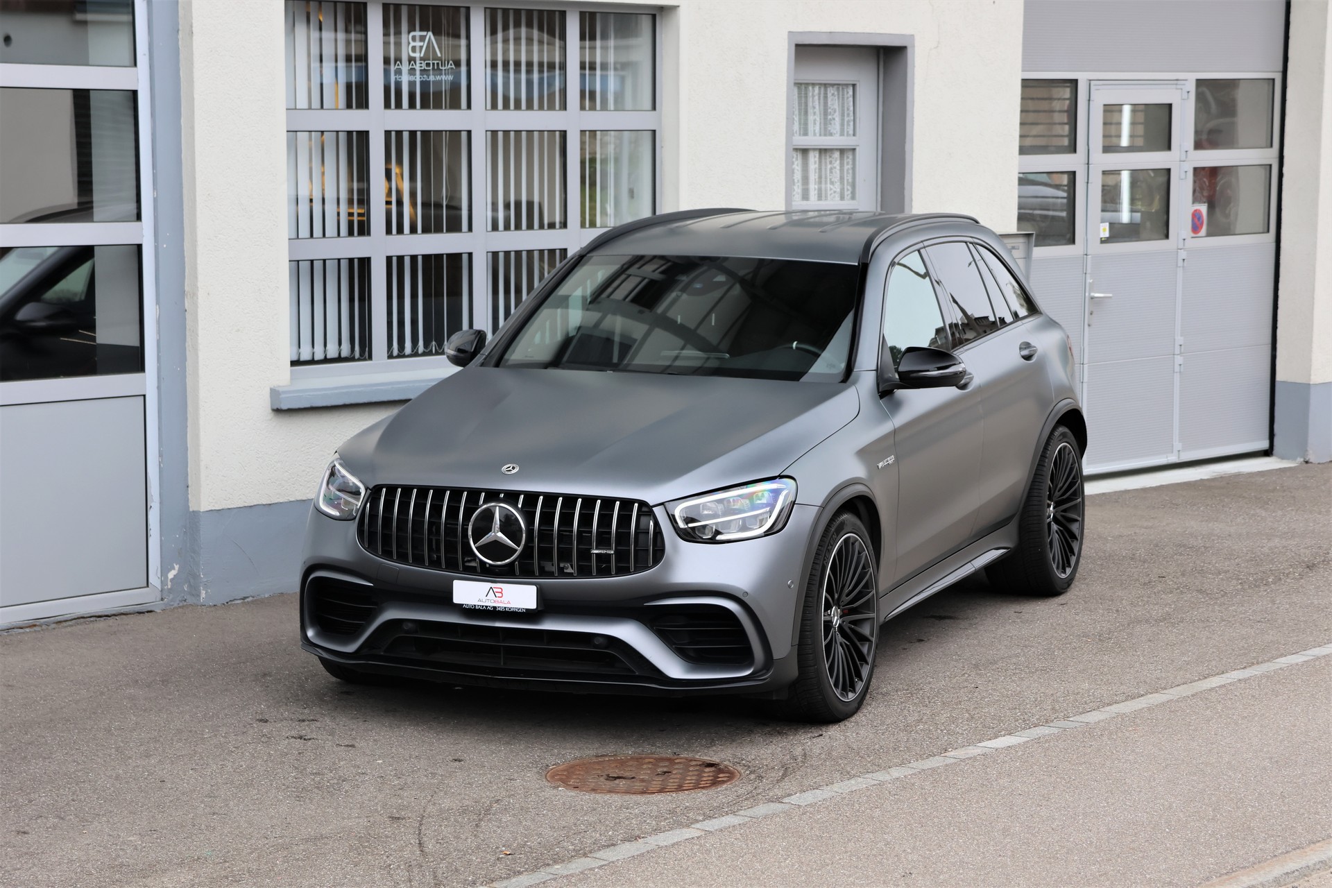 MERCEDES-BENZ GLC 63 S AMG 4Matic 9G-Tronic (CH) "Designo Magno"
