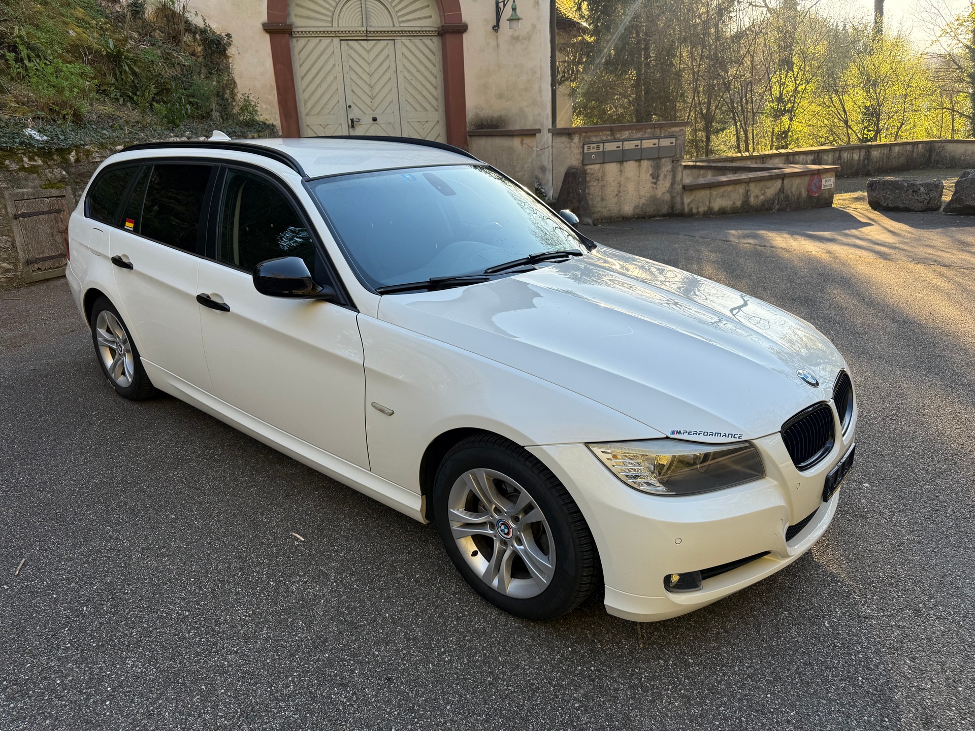 BMW 318i Touring Steptronic-image-5