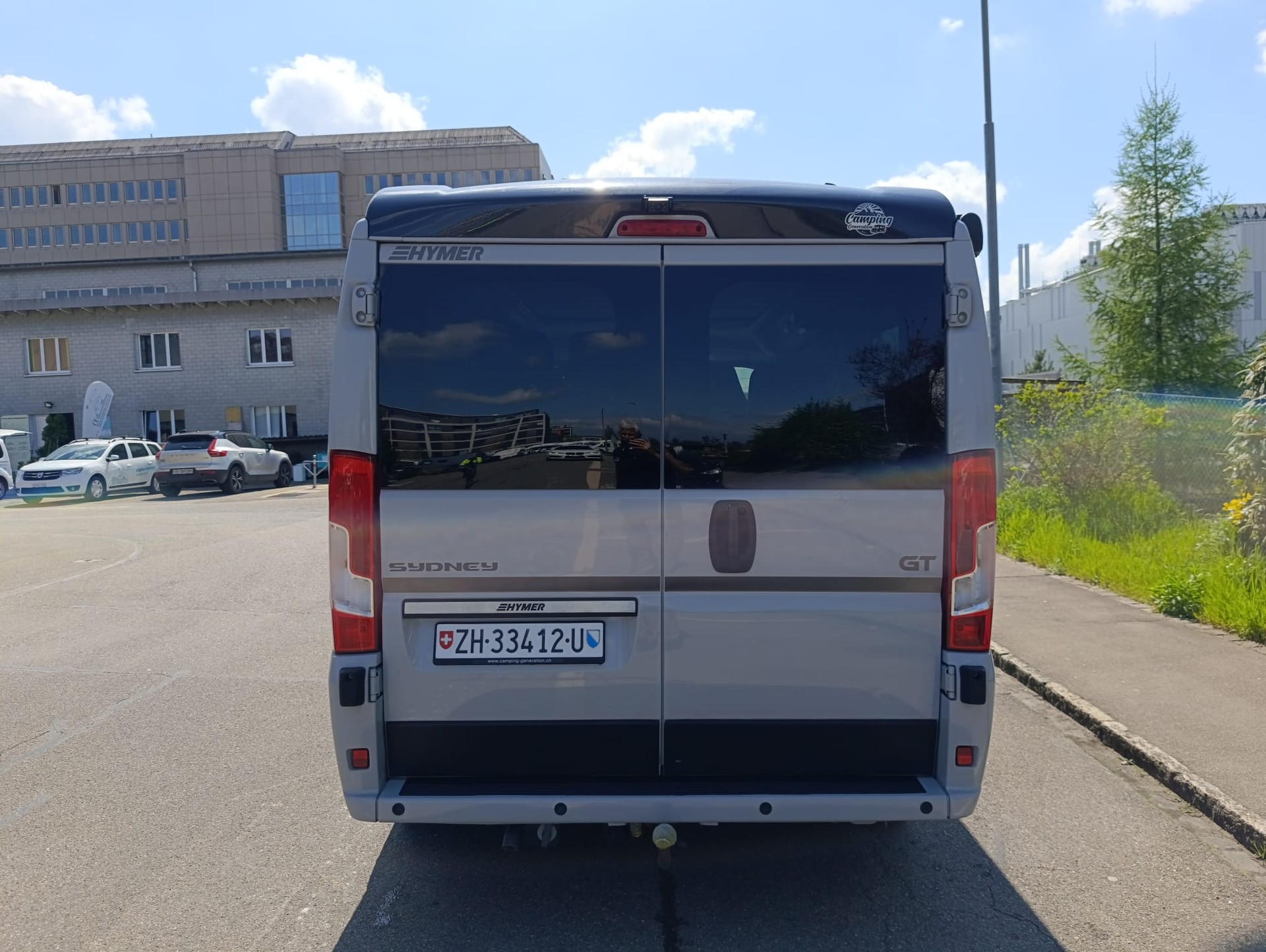 HYMER ***kleinster Camper aller Zeiten ***4.96M Länge*Automat*5-Plätzer mit Ledersitze*AHK 2500Kg*Solar*Dieselheizung* Aussendusche*-image-7
