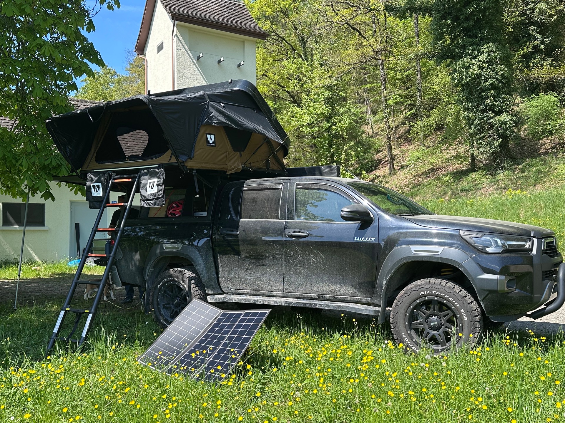 TOYOTA Hilux 2.8D-4D Invincible Double Cab 4x4 A-image-16