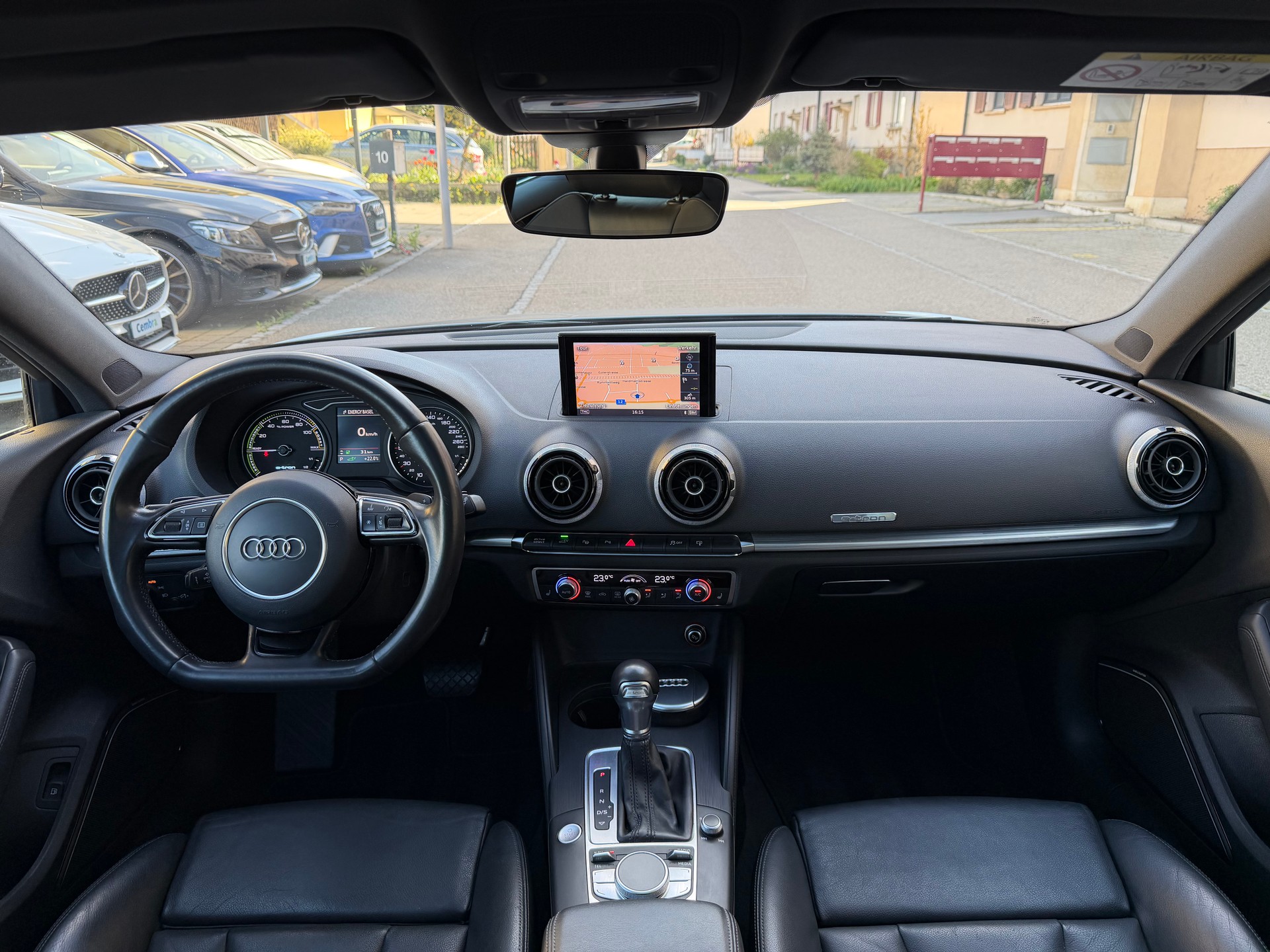 AUDI A3 Sportback 1.4 e-tron Ambition S-tronic-image-15