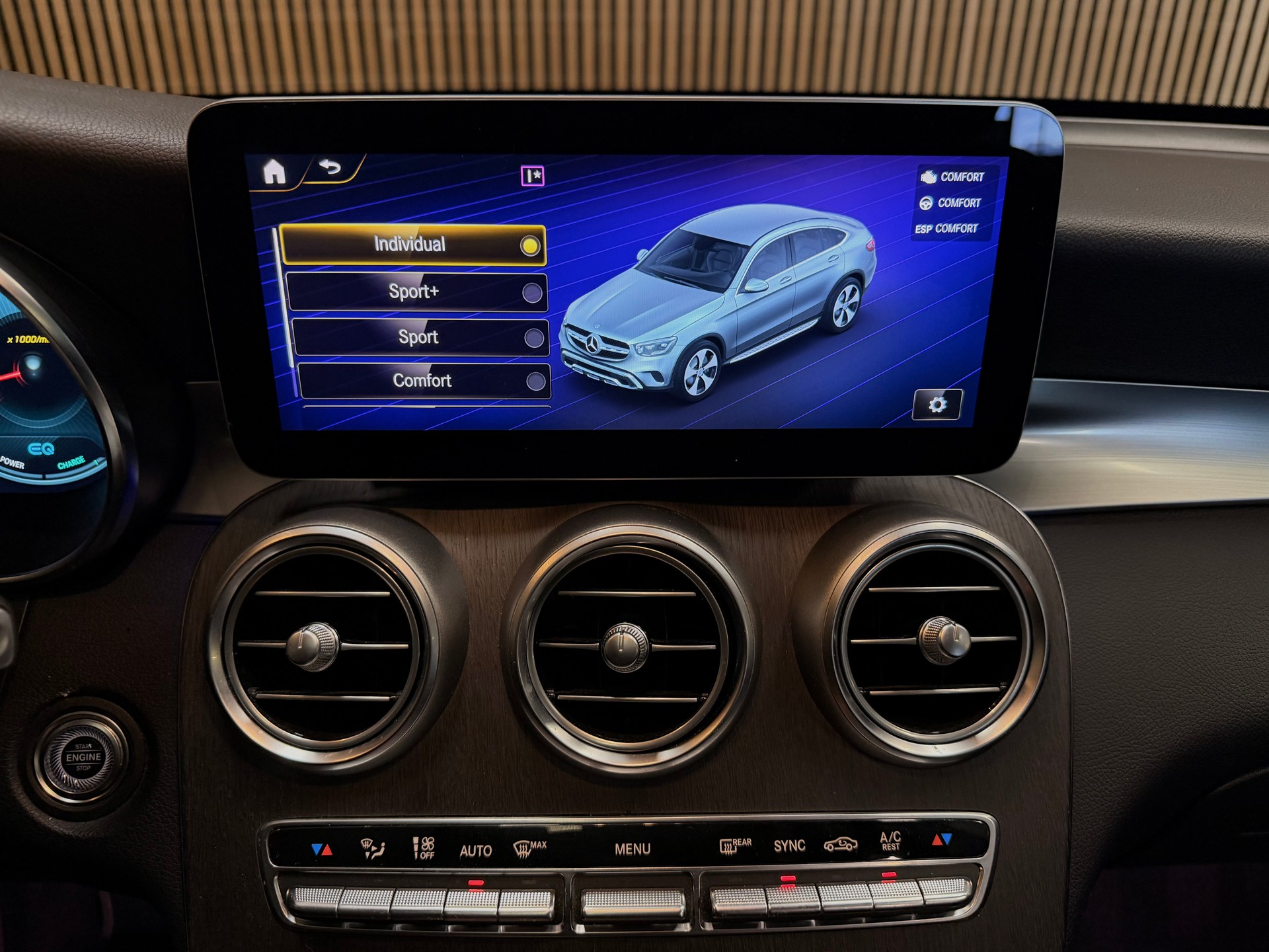 MERCEDES-BENZ GLC Coupé 300 AMG Line 4Matic 9G-Tronic | CH- Fzg. | Carvertical Bericht | Ab MFK & Service-image-28