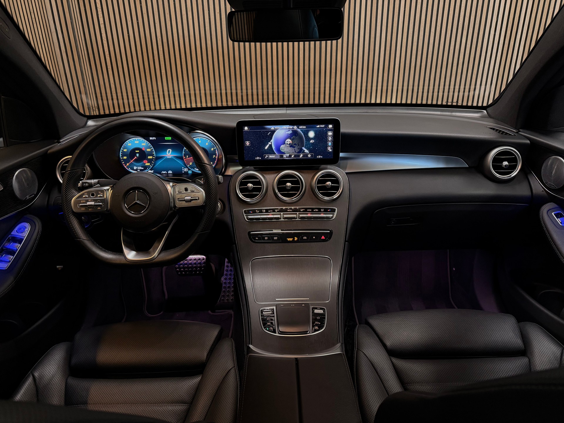 MERCEDES-BENZ GLC Coupé 300 AMG Line 4Matic 9G-Tronic | CH- Fzg. | Carvertical Bericht | Ab MFK & Service-image-23