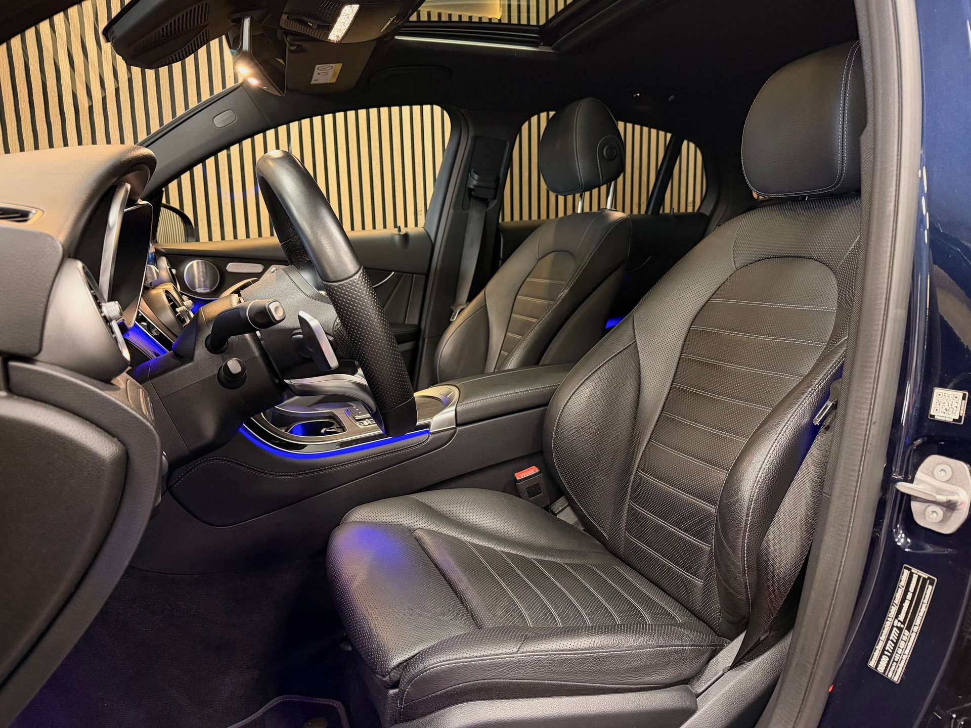 MERCEDES-BENZ GLC Coupé 300 AMG Line 4Matic 9G-Tronic | CH- Fzg. | Frisch ab MFK & Service-image-22