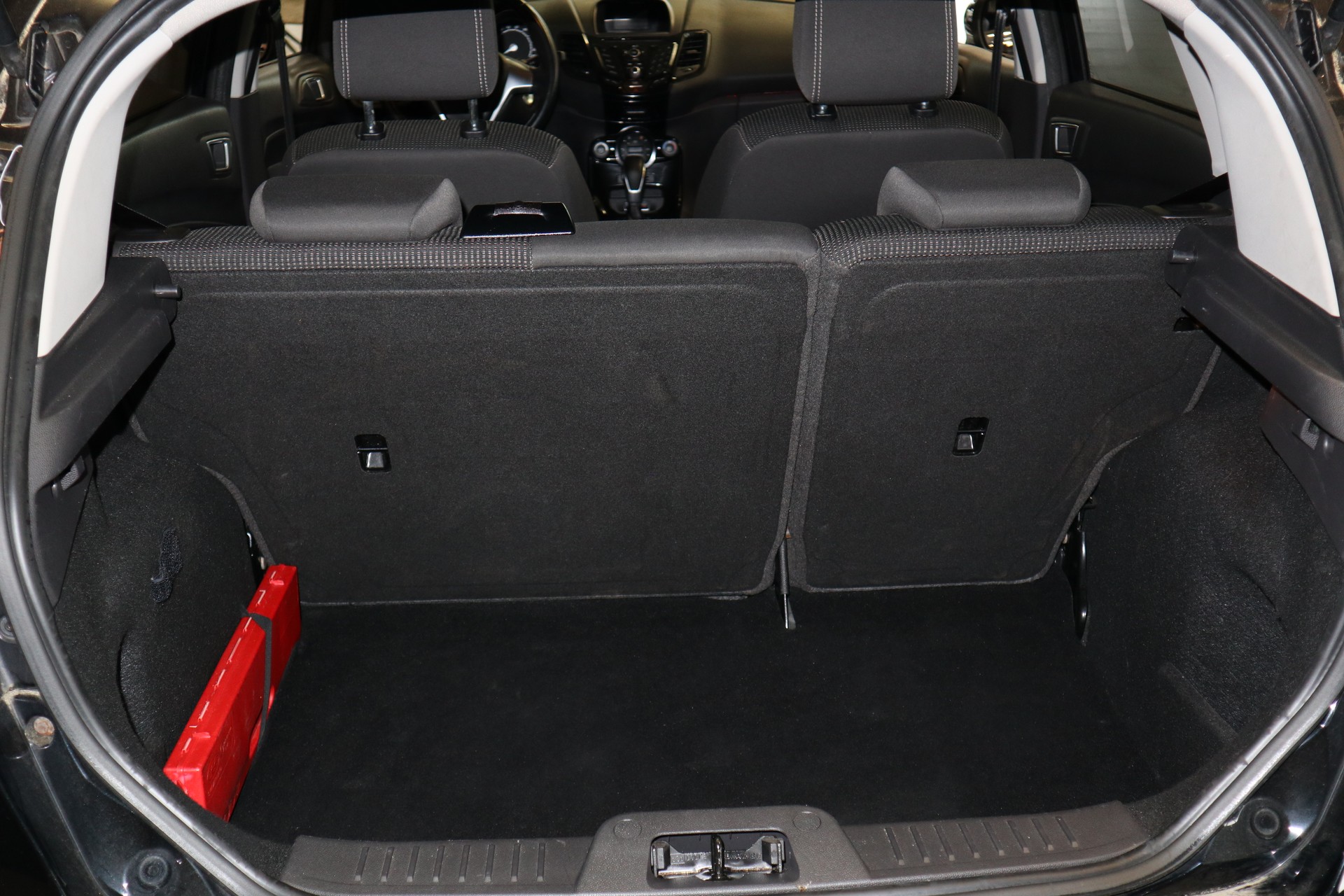 FORD Fiesta 1.0 EcoB 100 Titanium-image-9