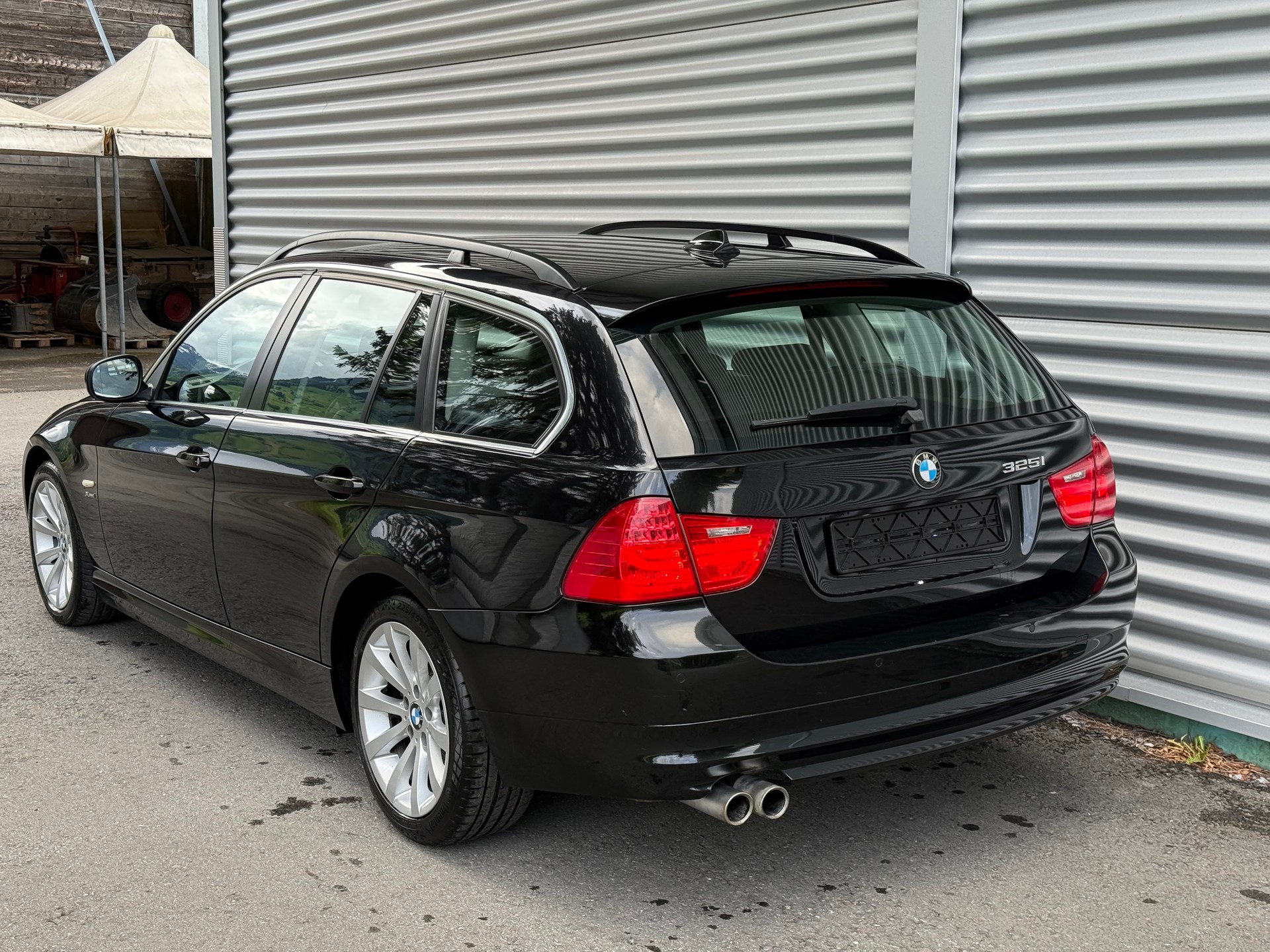 BMW 325i xDrive Touring more4you Steptronic-image-1