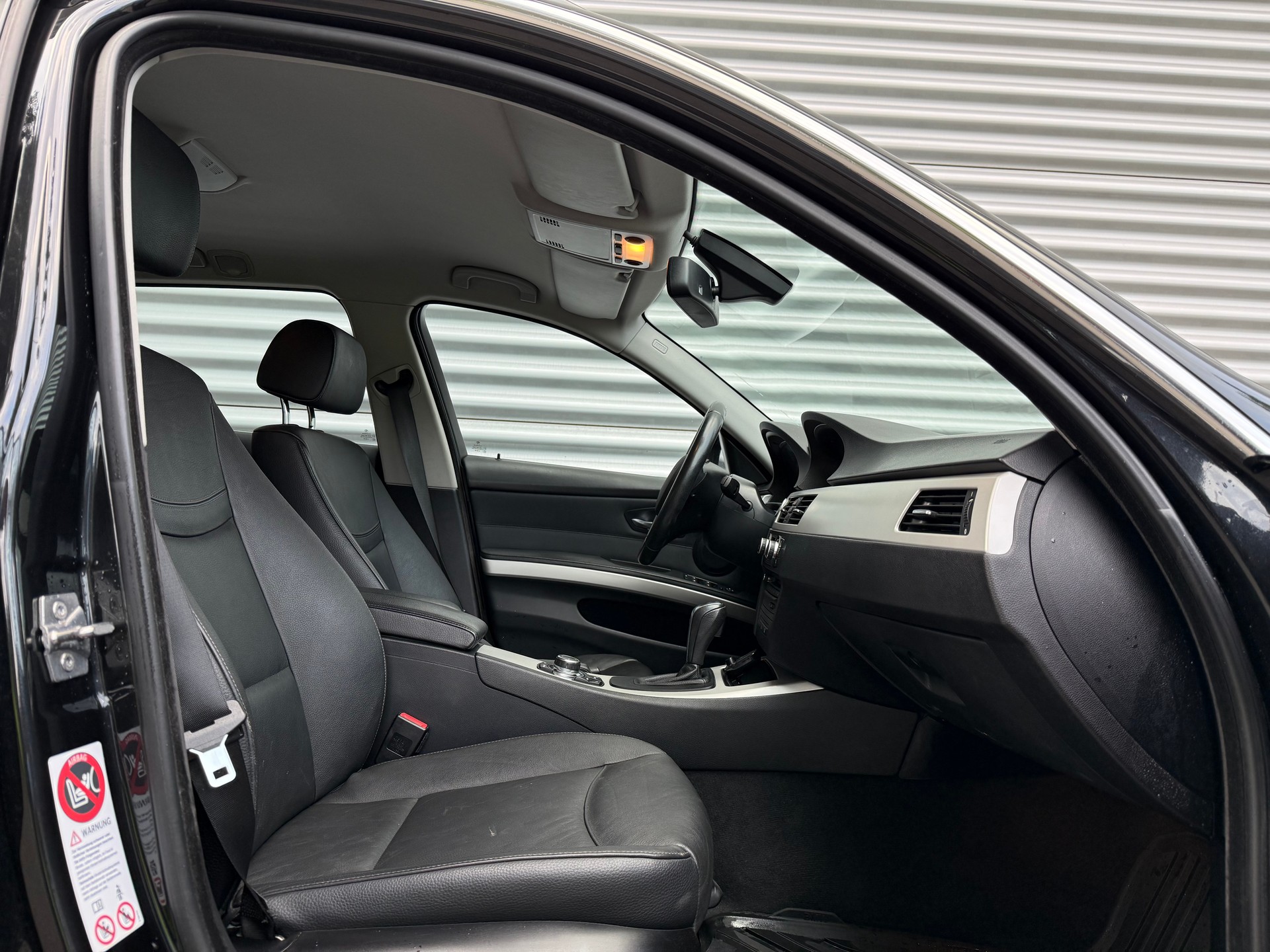 BMW 325i xDrive Touring more4you Steptronic-image-9