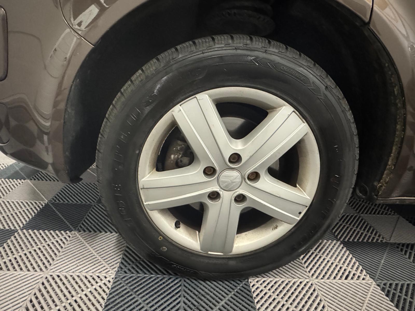 VW T5 Multivan 2.0 TDI Couchage (Véhicule aménagé) Attelage - Panneau Solaire - Webasto-image-23