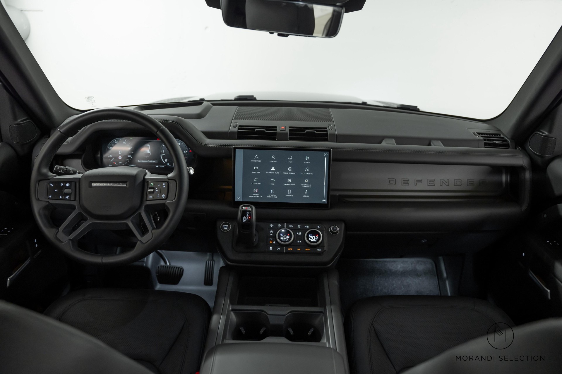 LAND ROVER Defender 110 3.0 D I6 300 X-Dynamic HSE-image-11