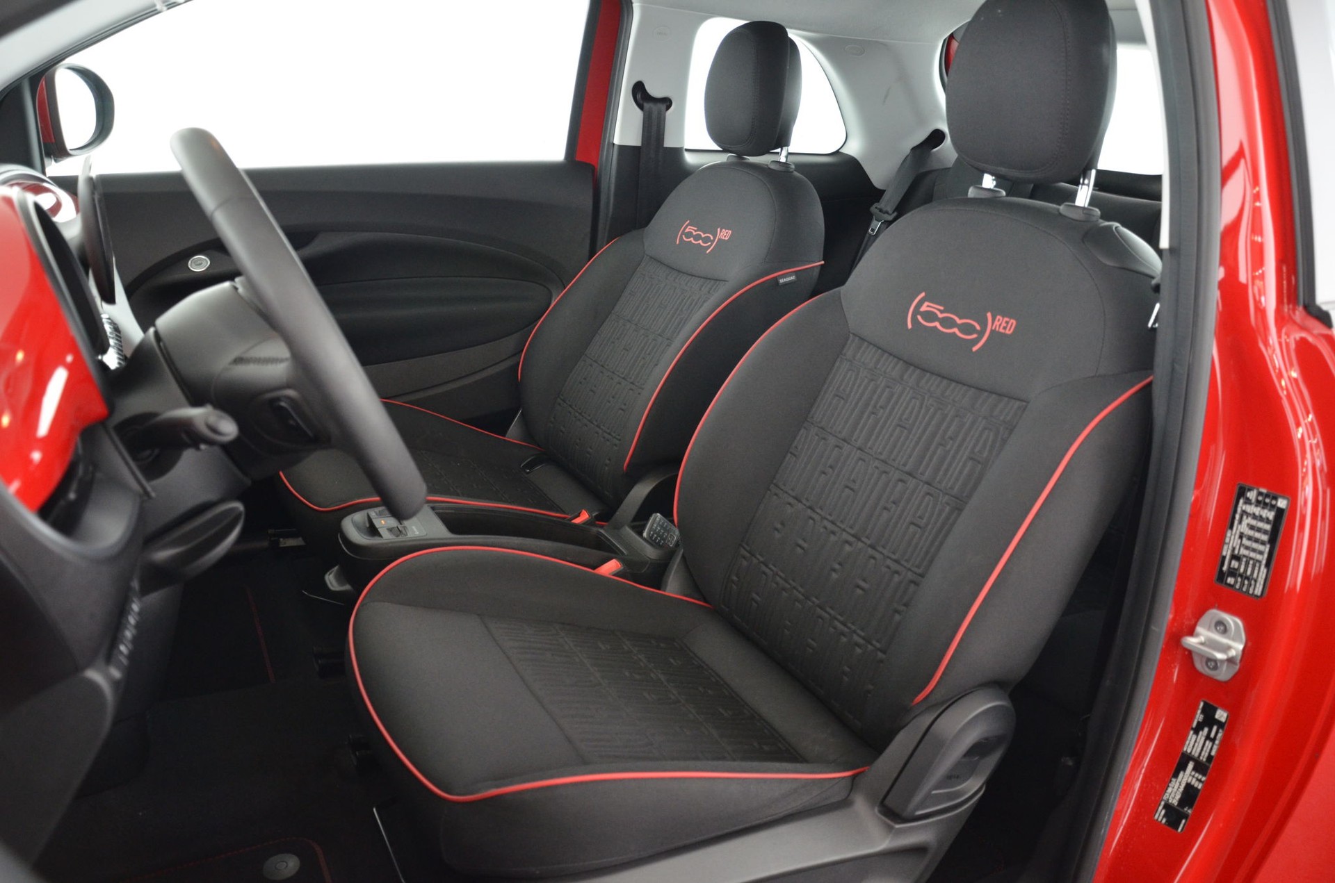 FIAT 500 Electric Red Edition-image-13