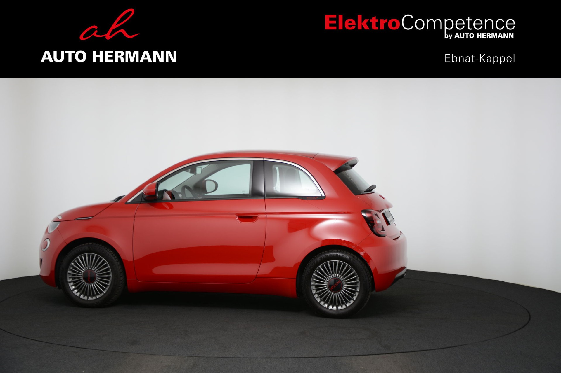 FIAT 500 Electric Red Edition-showroom-element-3