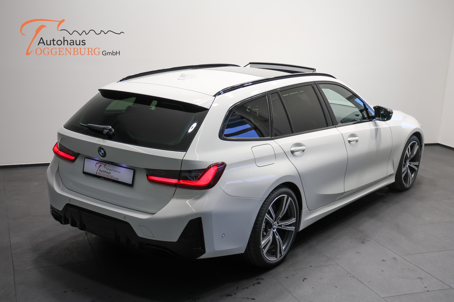 BMW M340d xDrive 48V Touring Steptronic M Sport Pro LCI *Facelift*CH-Fahrzeug*-image-8