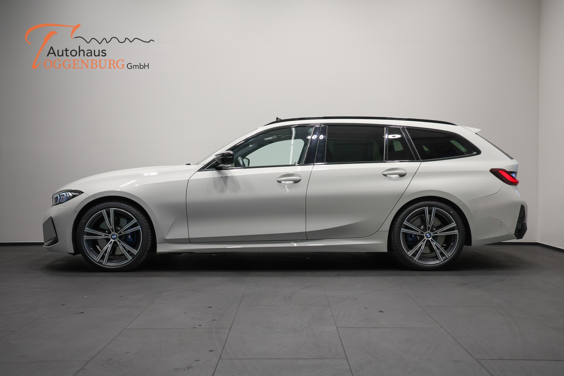 BMW M340d xDrive 48V Touring Steptronic M Sport Pro LCI *Facelift*CH-Fahrzeug*-image-6