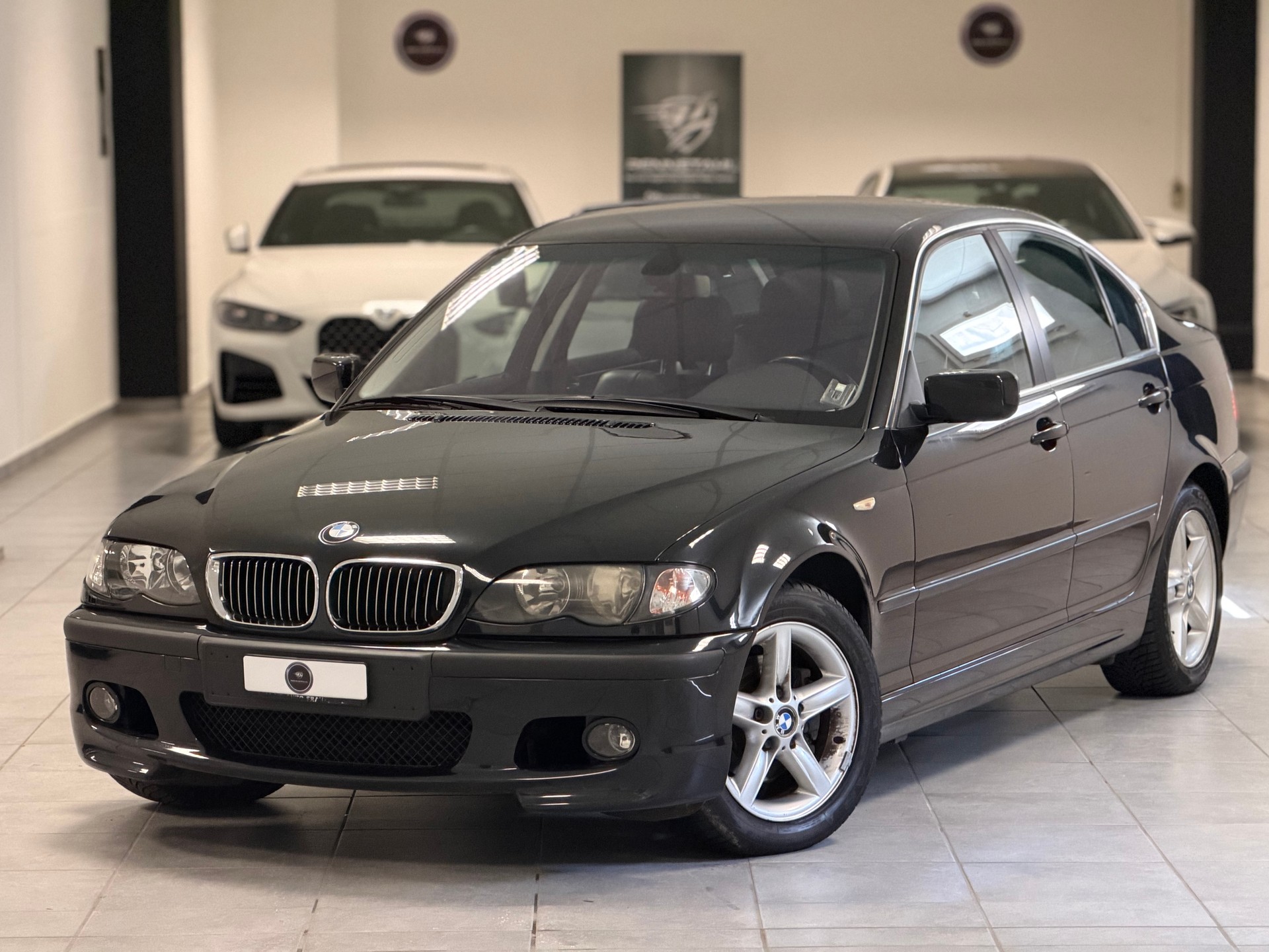 BMW 320i
