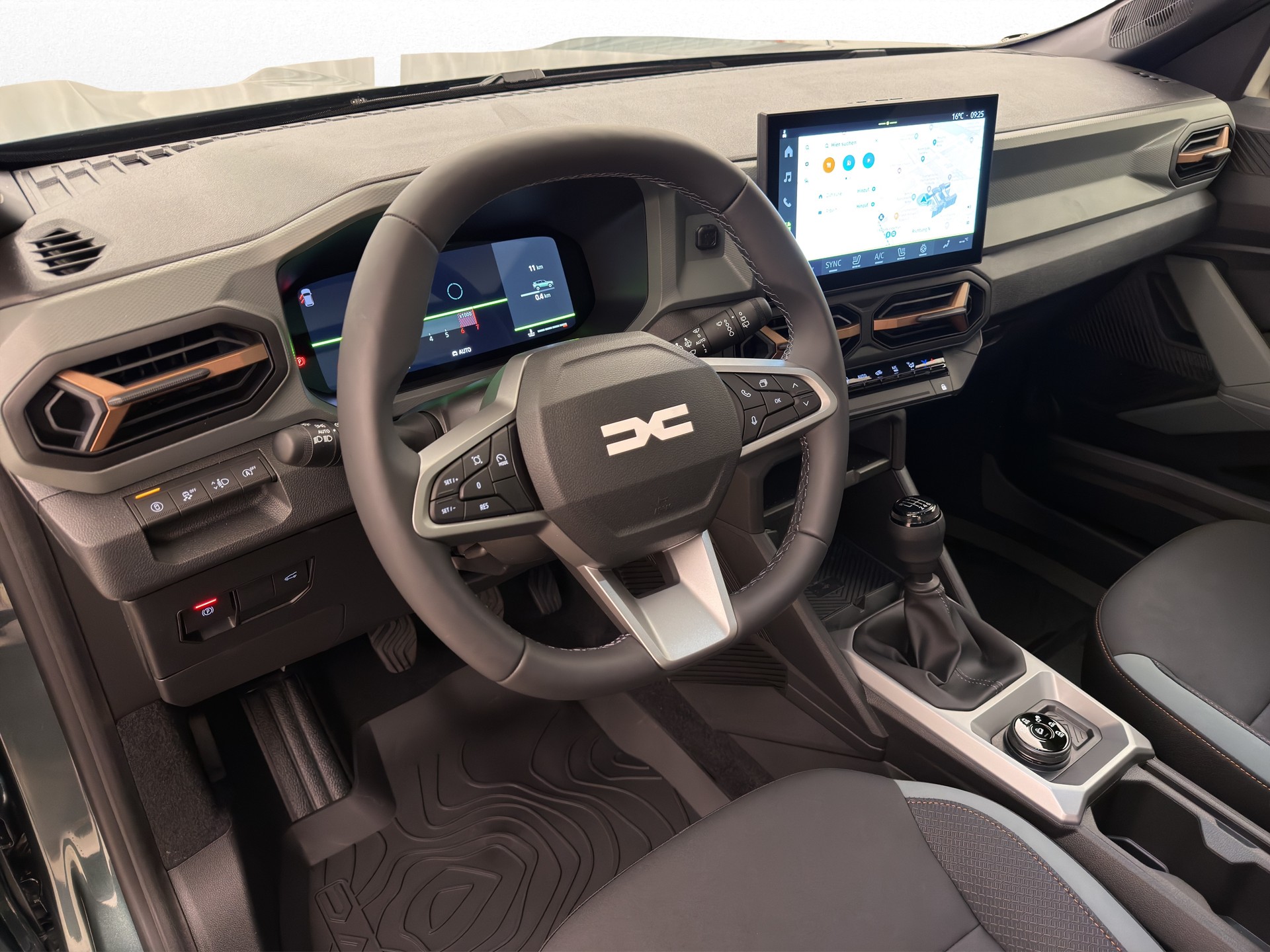 DACIA Bigster 1.2 TCe Extreme 4WD-image-13