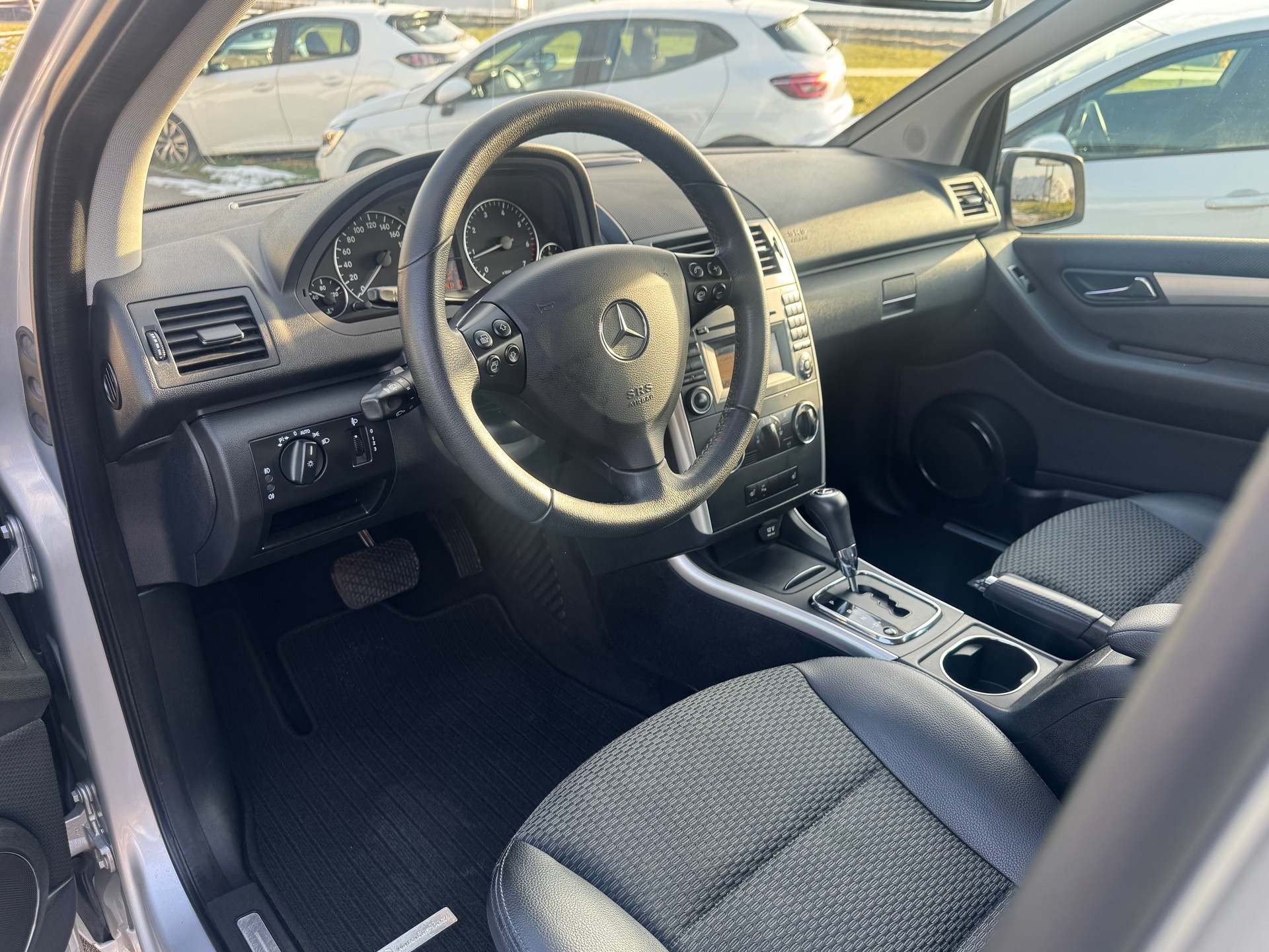 MERCEDES-BENZ A 180 (170) Avantgarde Autotronic-image-5