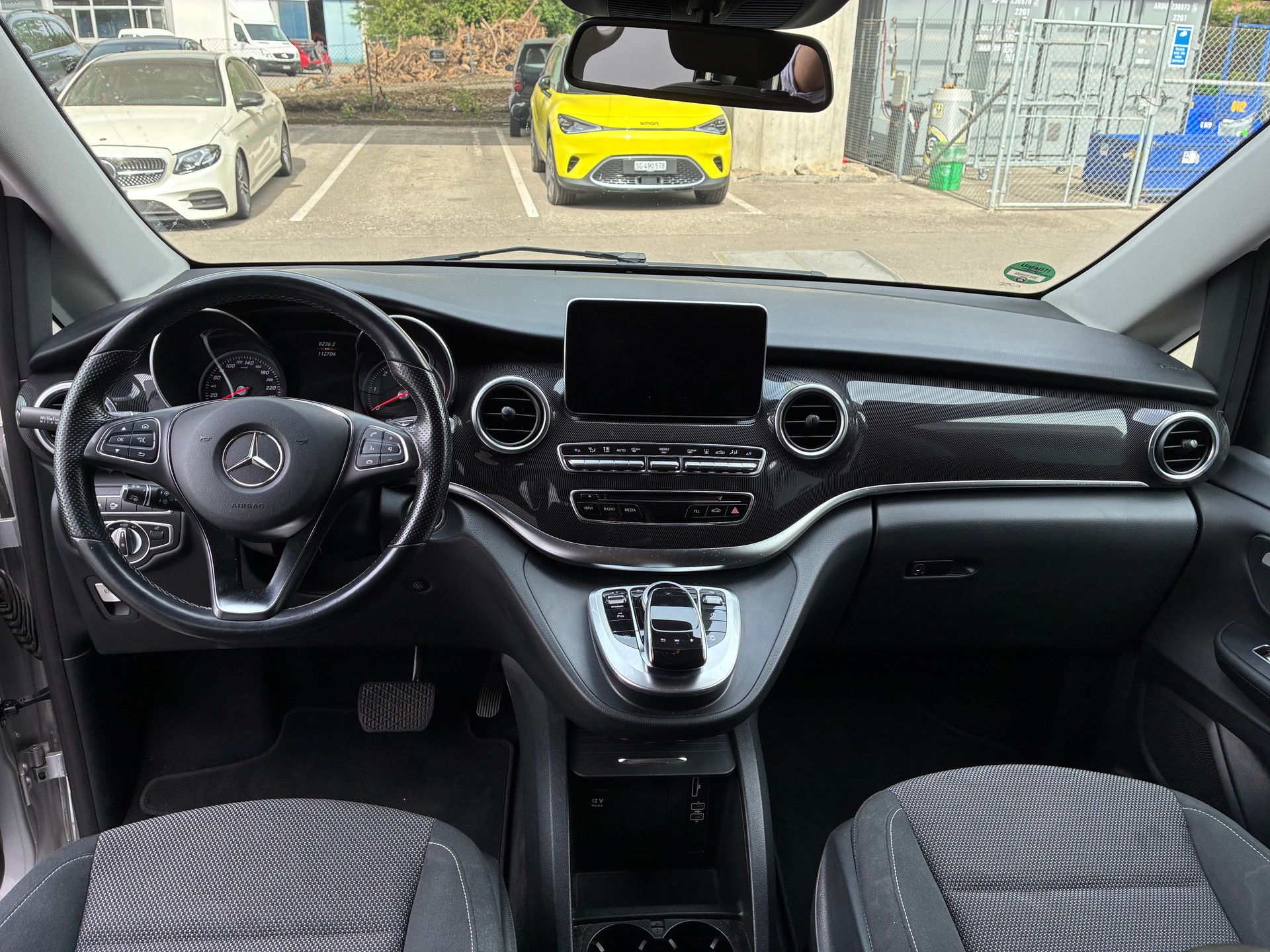 MERCEDES-BENZ V 220 d kurz 4matic-image-6