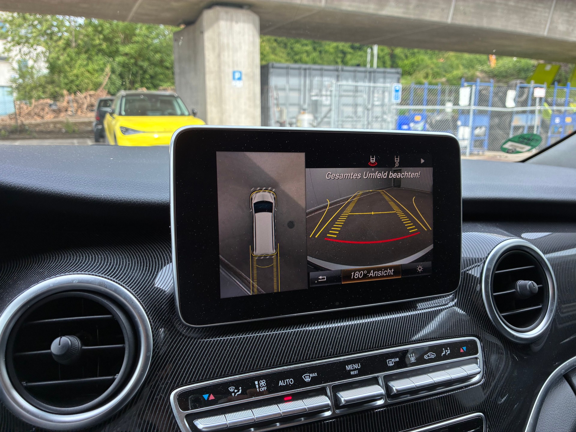MERCEDES-BENZ V 220 d kurz 4matic-image-10