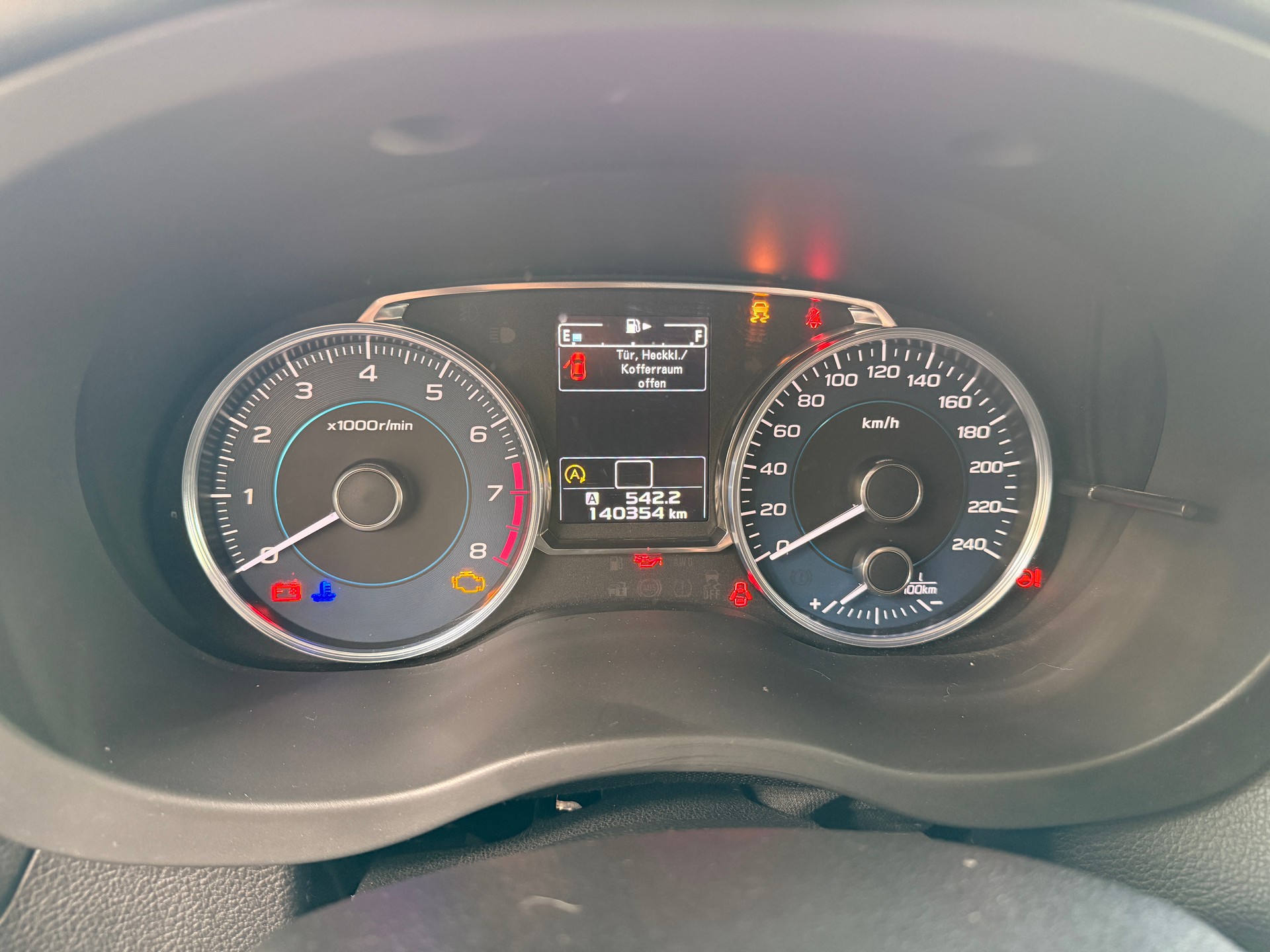SUBARU XV 2.0 Swiss Two AWD-image-15