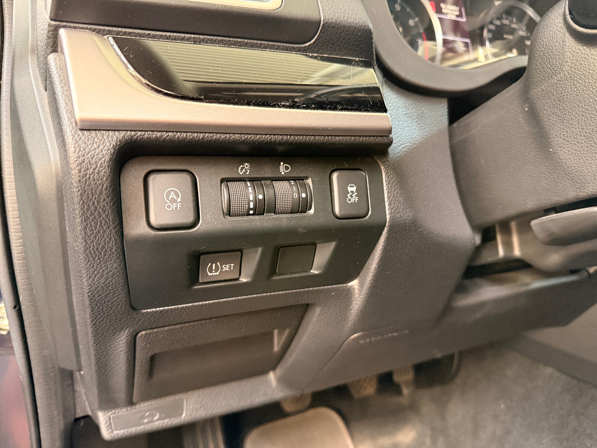 SUBARU XV 2.0 Swiss Two AWD-image-7