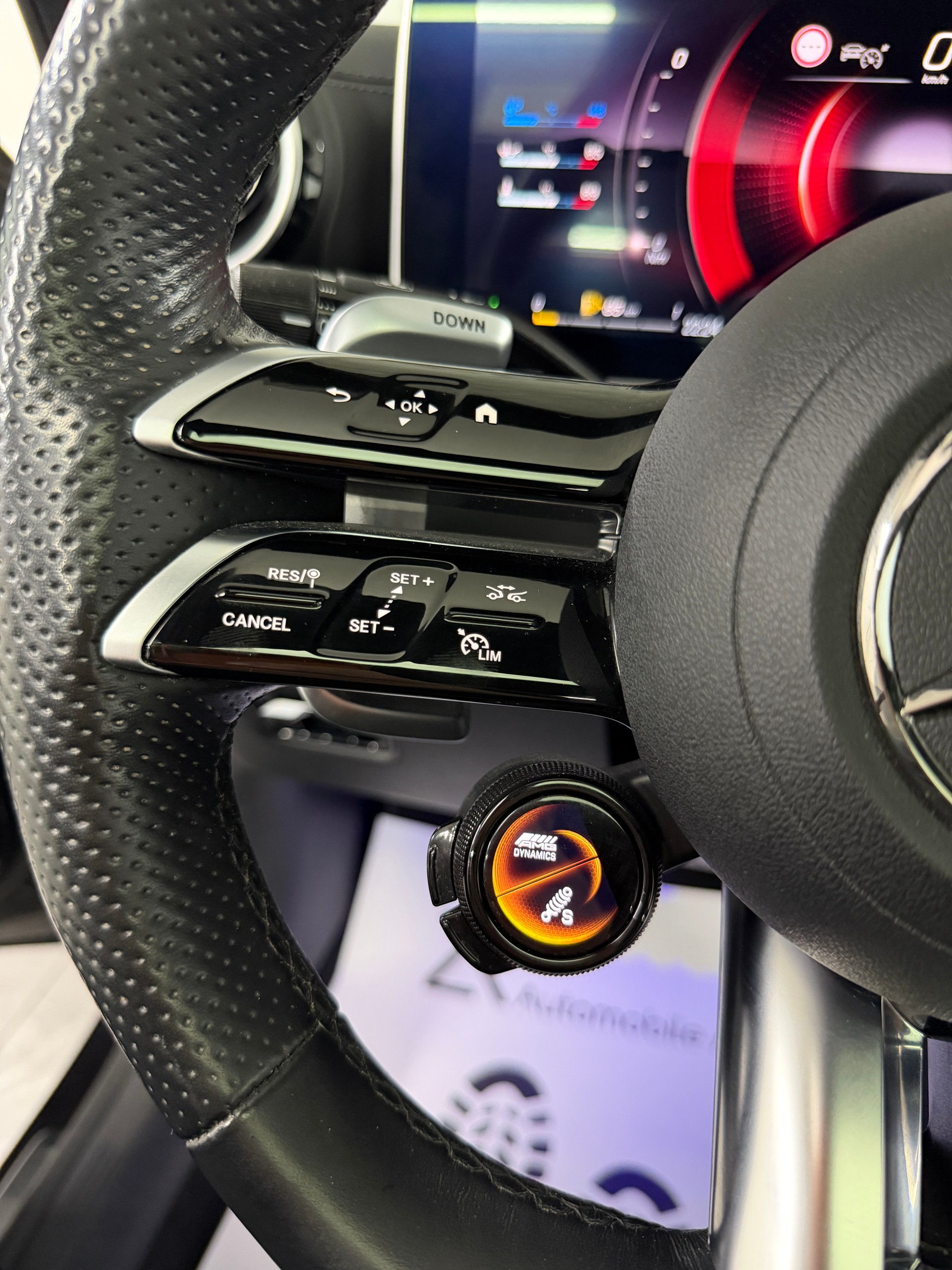 MERCEDES-BENZ C 43 AMG Obsidian Black 408PS 4Matic / RF-Kamera / Schiebedach / Leder / Keyless Go / Carbonpaket / Hinterachslenkung /-image-14