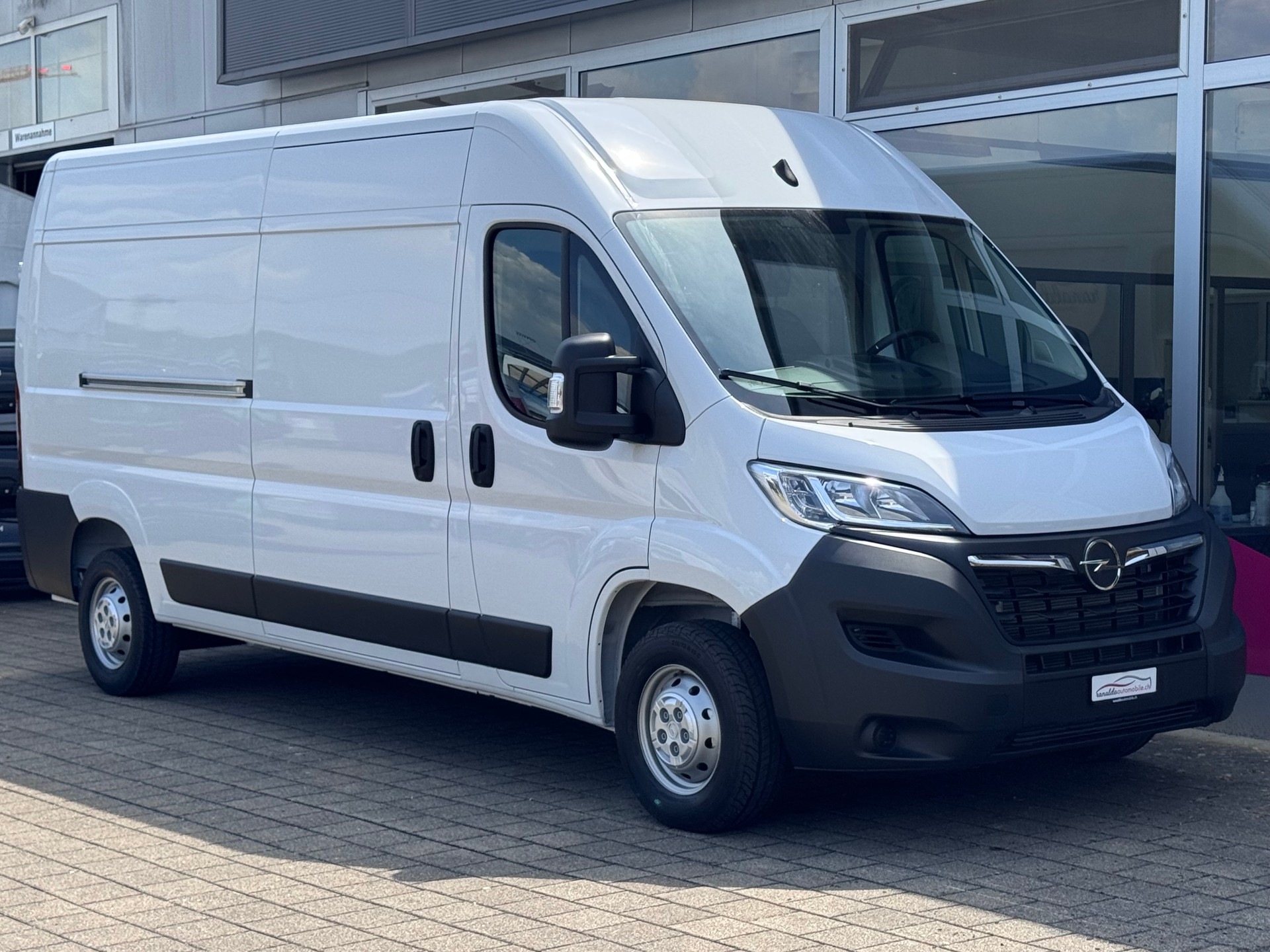 OPEL Movano 2.2 d 3,5t L3H2+3 Plätzer+Navigation+Bluetooth+Rückfahrkamera+Flügeltüren hinten 270°+Lederlenkrad+DAB+1'347 kg Nutzlast+-showroom-element-2
