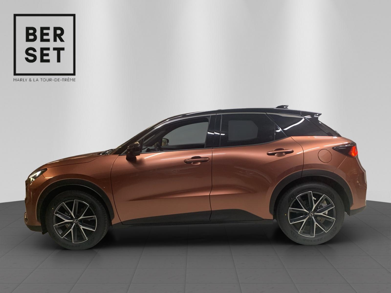 LEXUS LBX 1.5 Hybrid Cool AWD-showroom-element-1