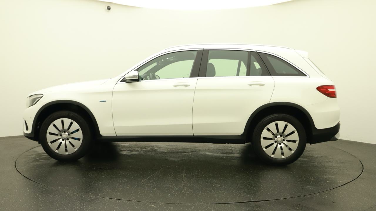 MERCEDES-BENZ GLC 350 e 4Matic 7G-Tronic-showroom-element-1
