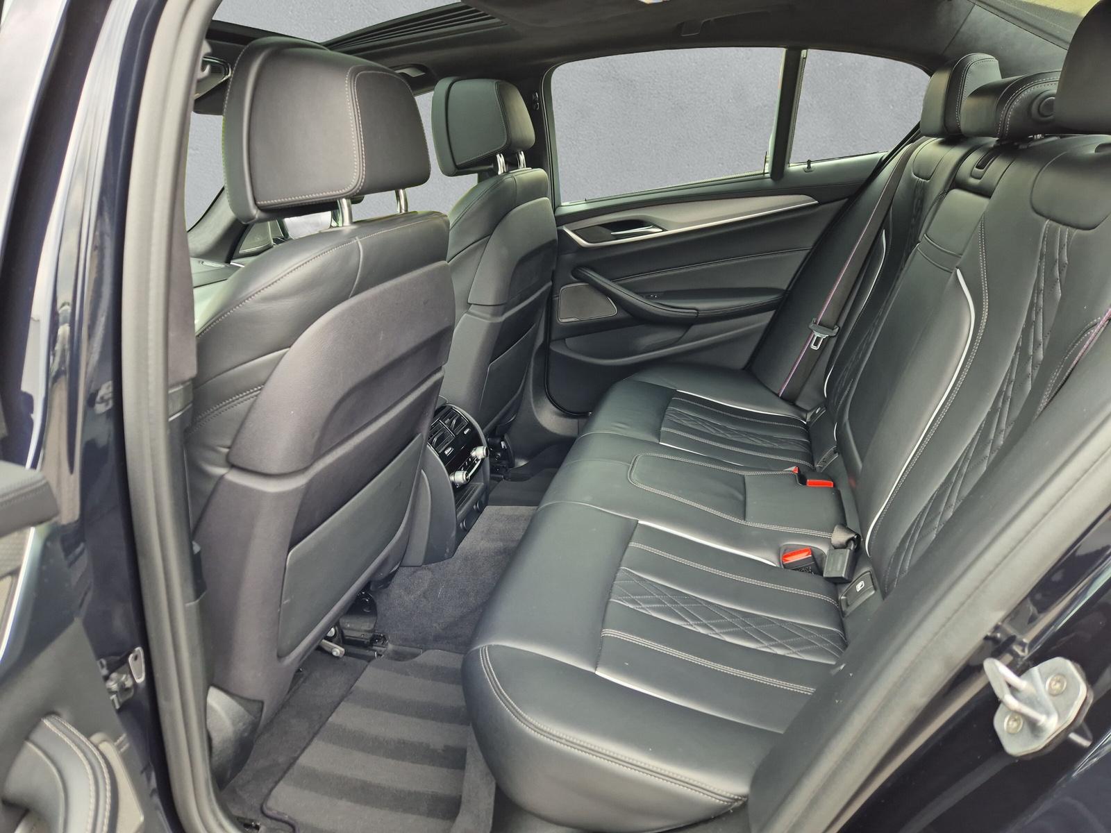 BMW M550i xDrive (CH)-image-11