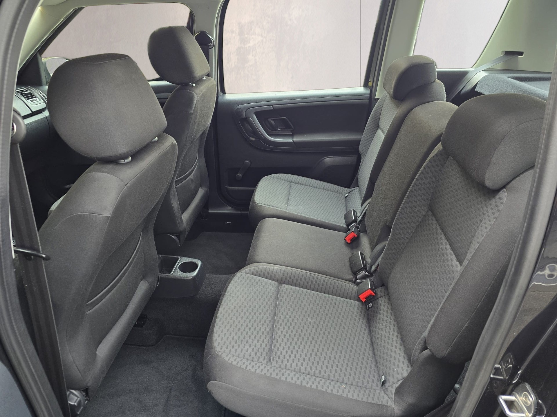SKODA Roomster 1.2 TSI Elegance DSG-image-13