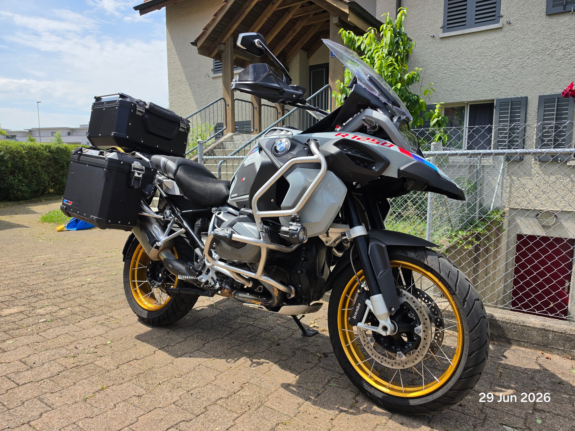 BMW R 1250 GS Adventure-image-4