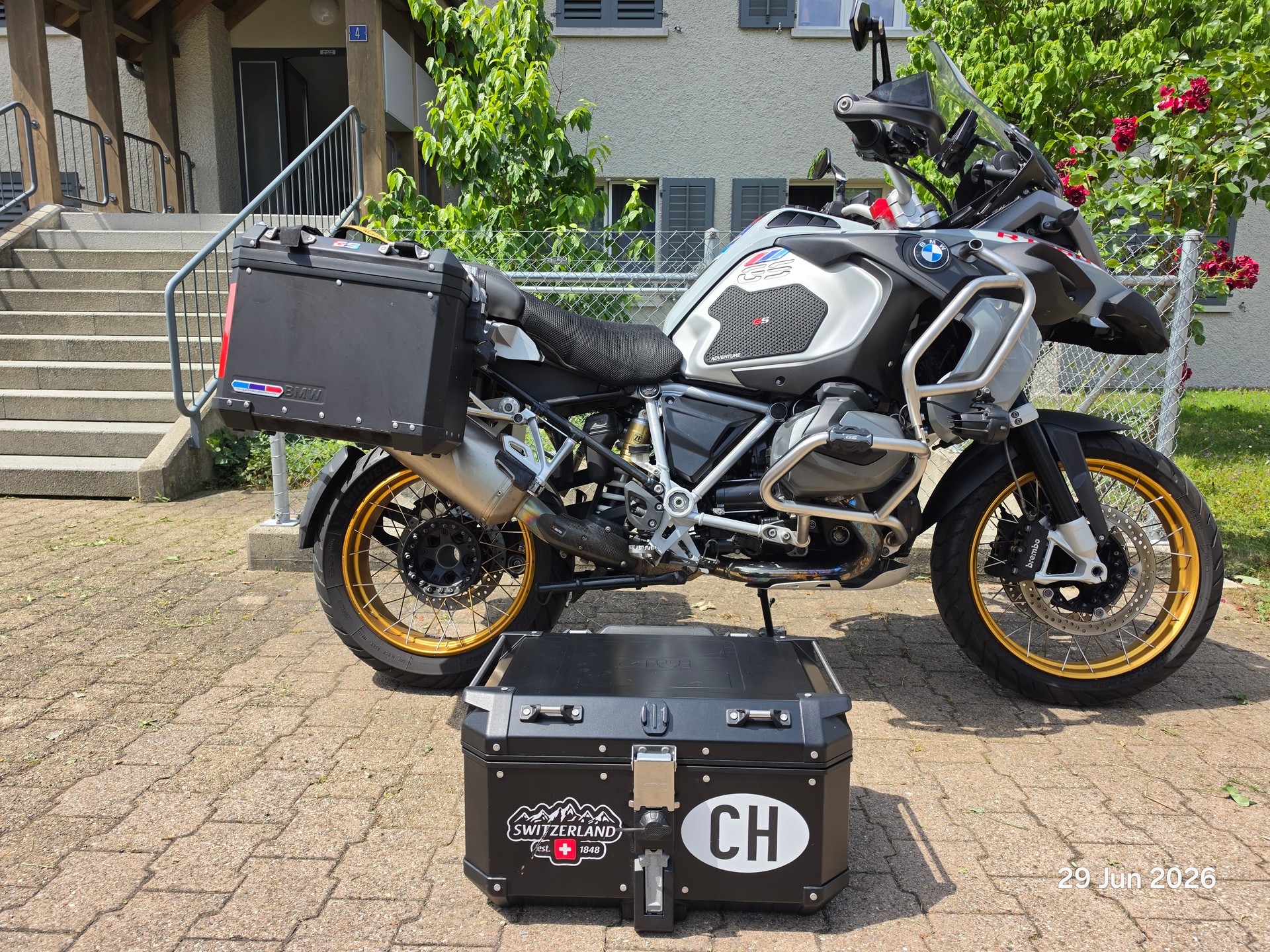 BMW R 1250 GS Adventure-image-2