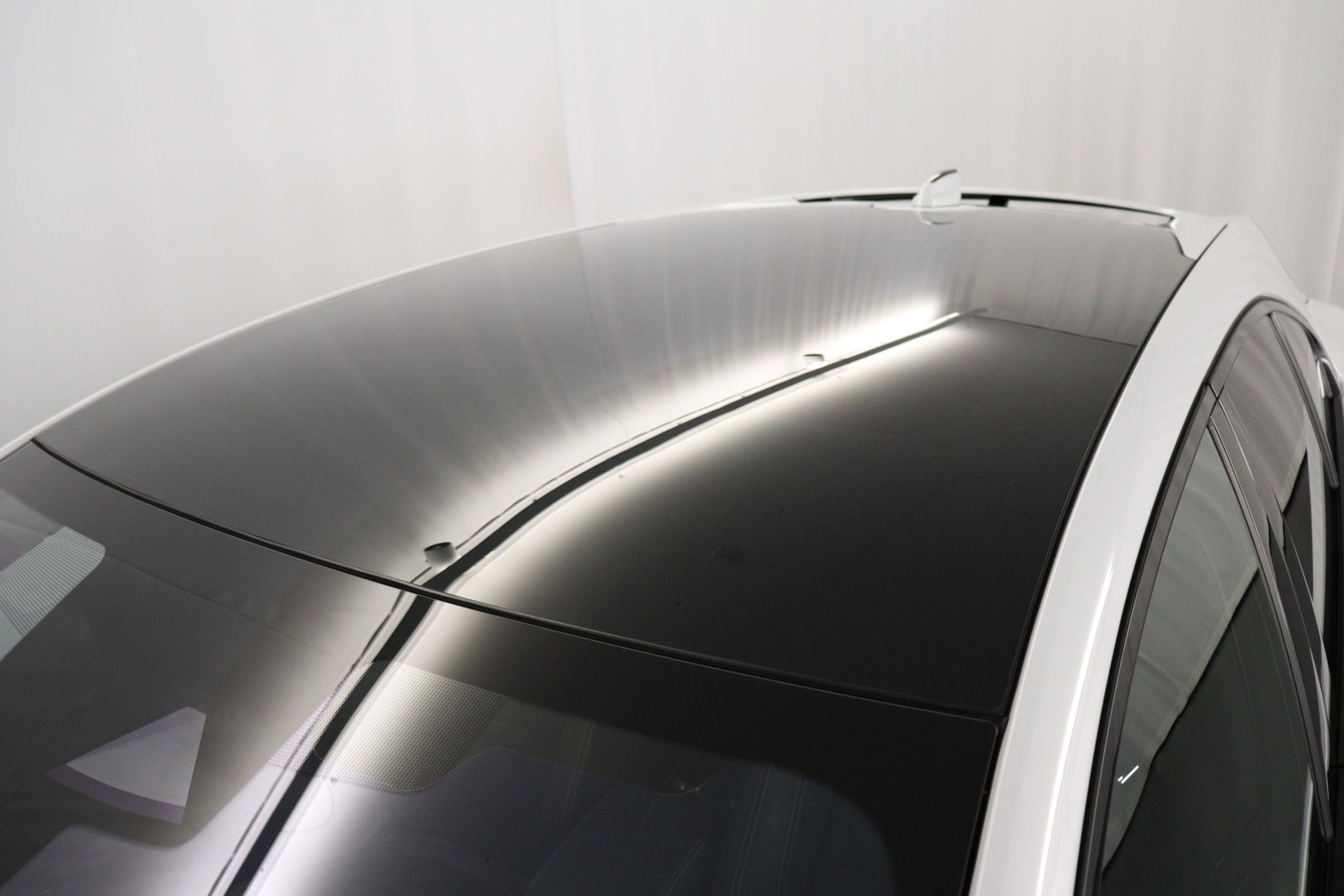 JAGUAR I-Pace EV400 Black AWD-image-7