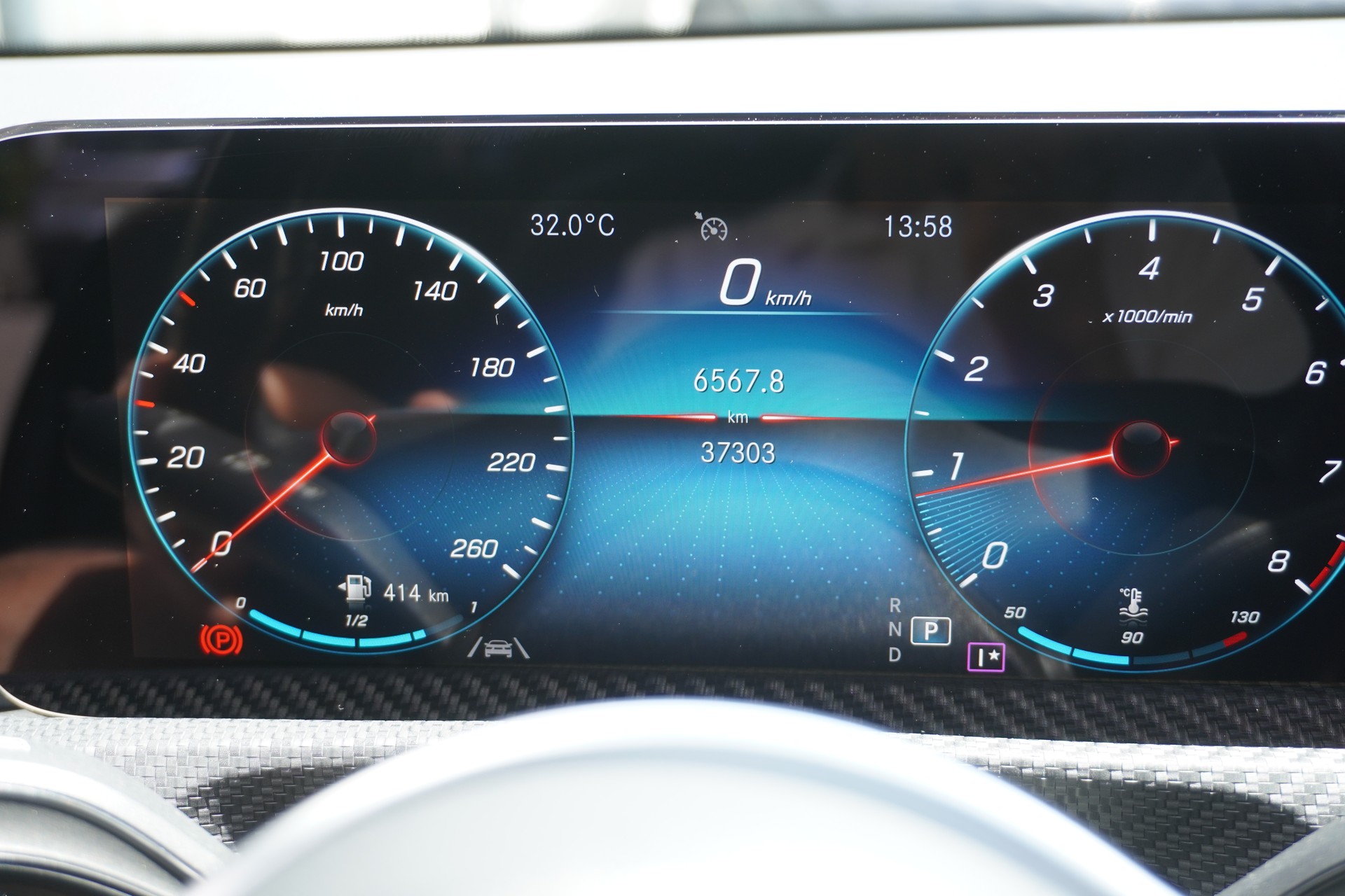 MERCEDES-BENZ A 180 Style 7G-DCT-image-29