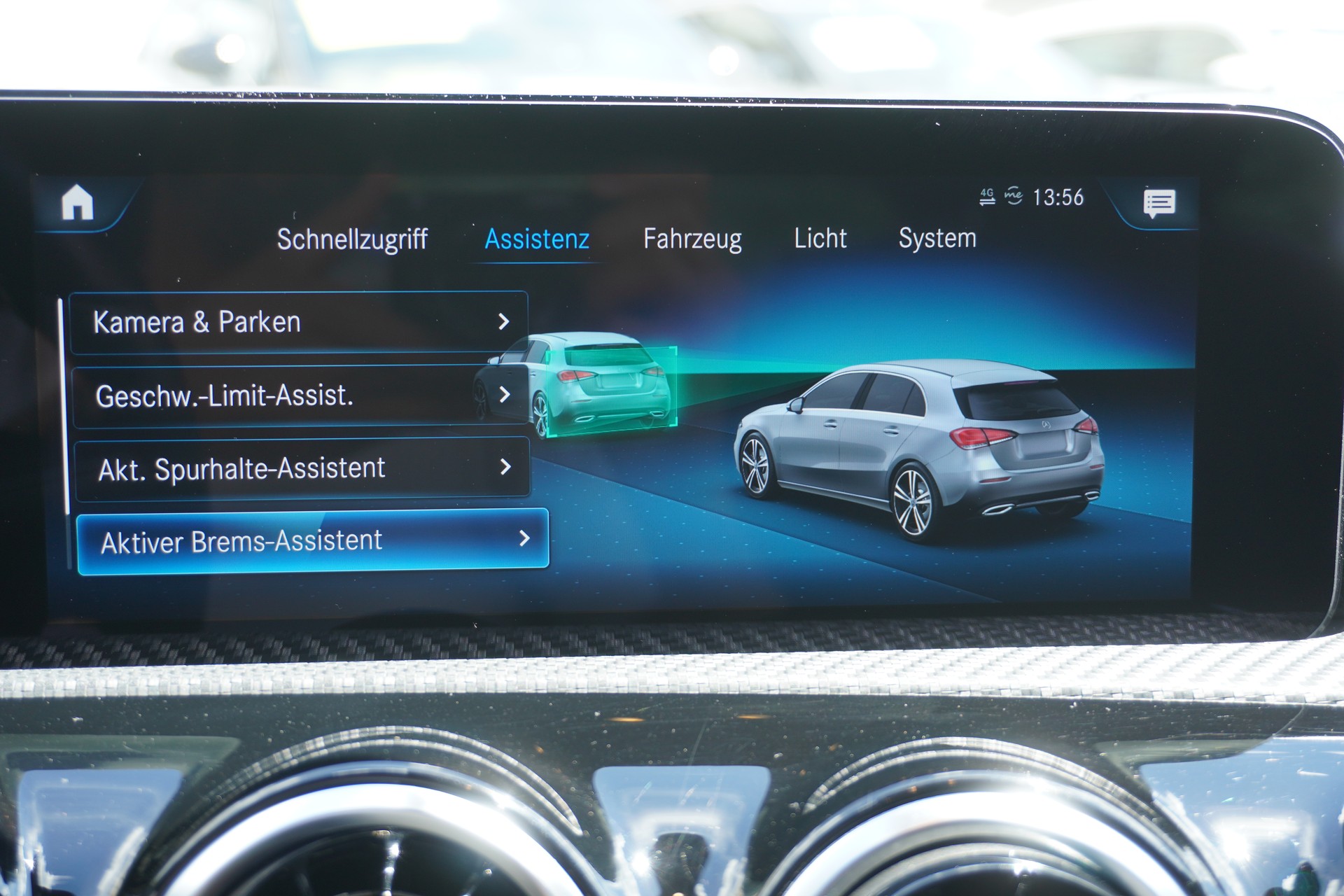 MERCEDES-BENZ A 180 Style 7G-DCT-image-27