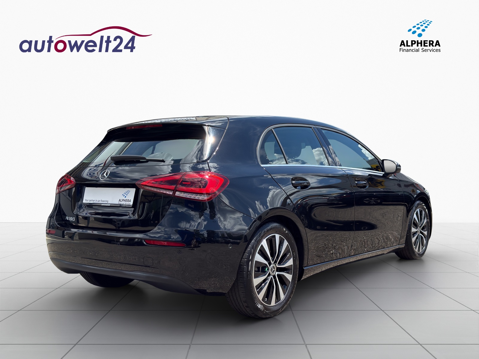 MERCEDES-BENZ A 180 Style 7G-DCT-image-4