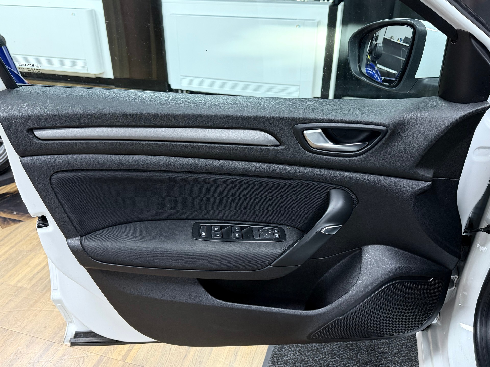 RENAULT Mégane Grandtour 1.5 dCi Business EDC-image-7