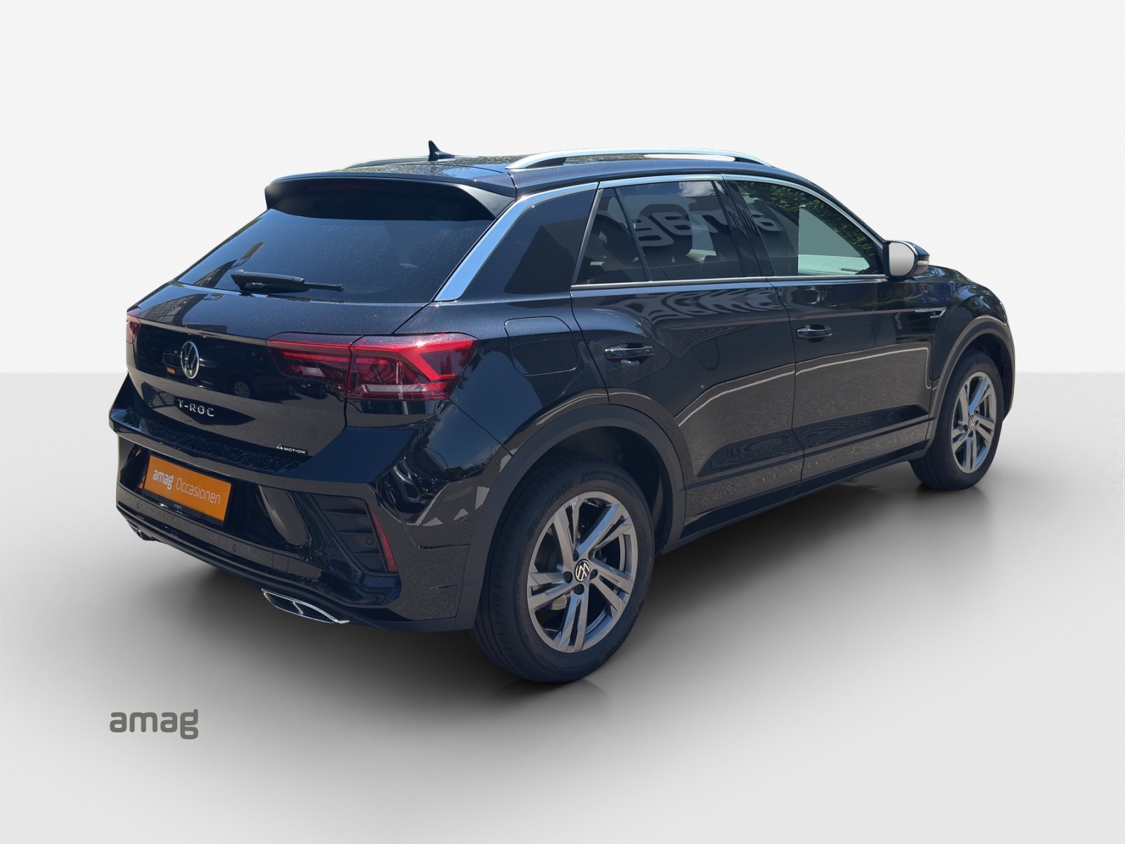 VW T-Roc 2.0 TSI R-Line DSG 4Motion-image-4