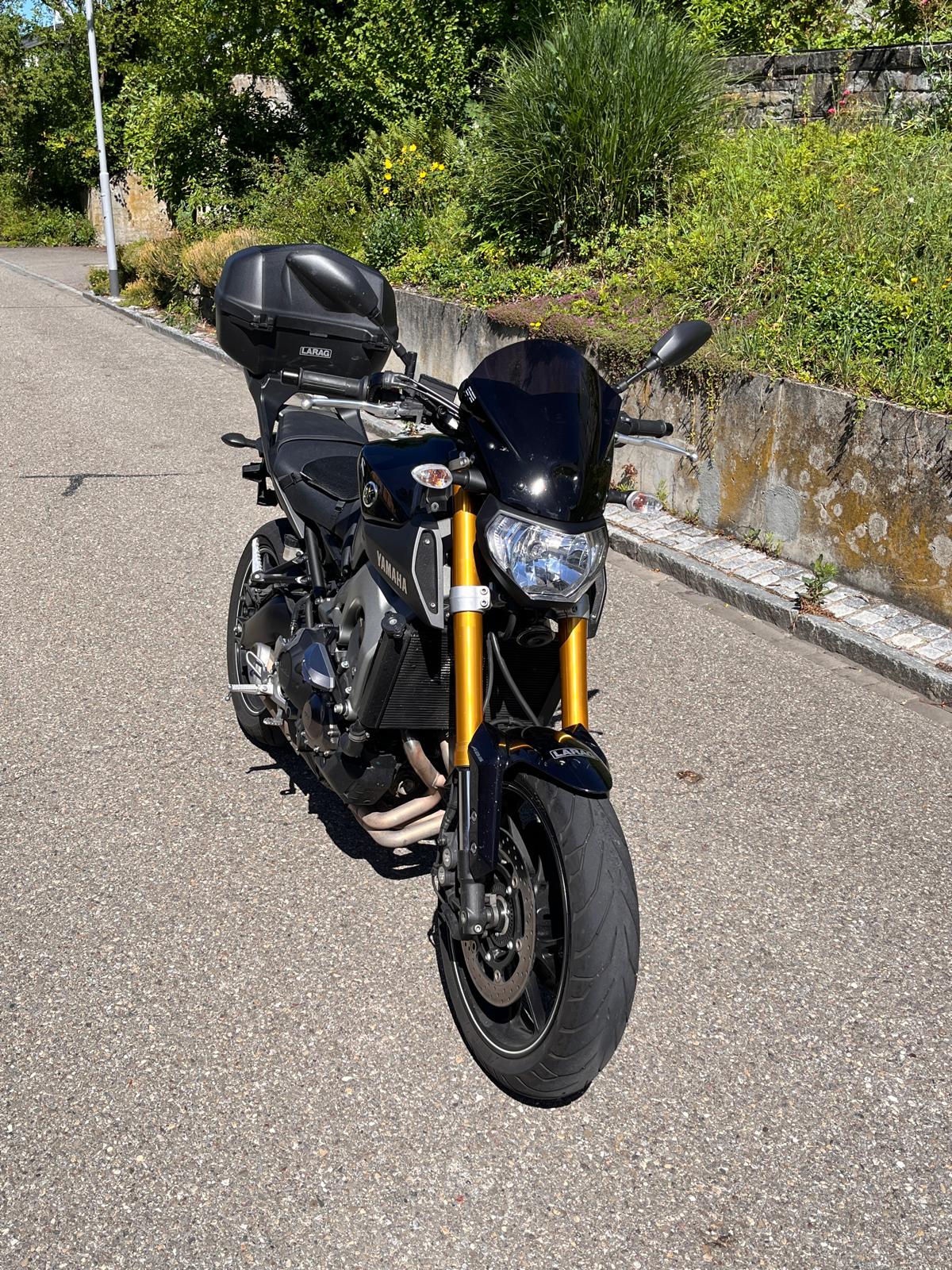 YAMAHA MT-09 ABS-image-2