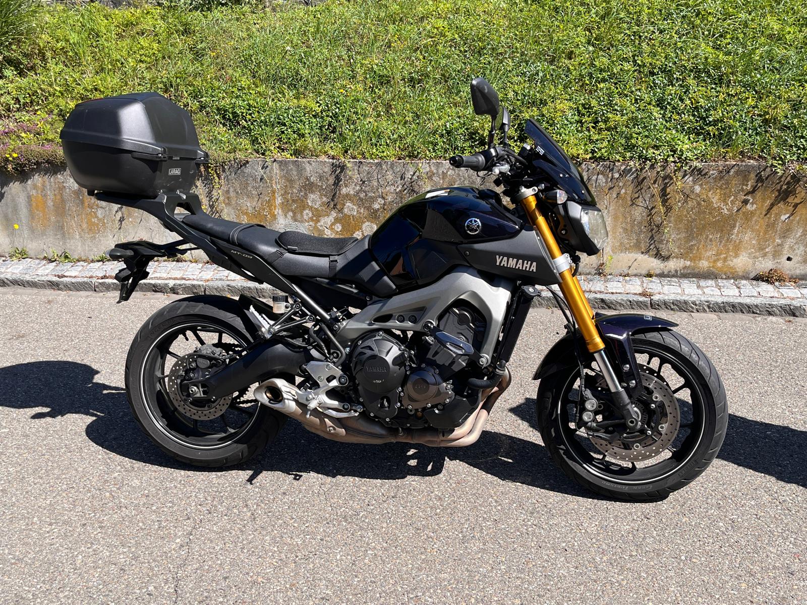 YAMAHA MT-09 ABS-image-1