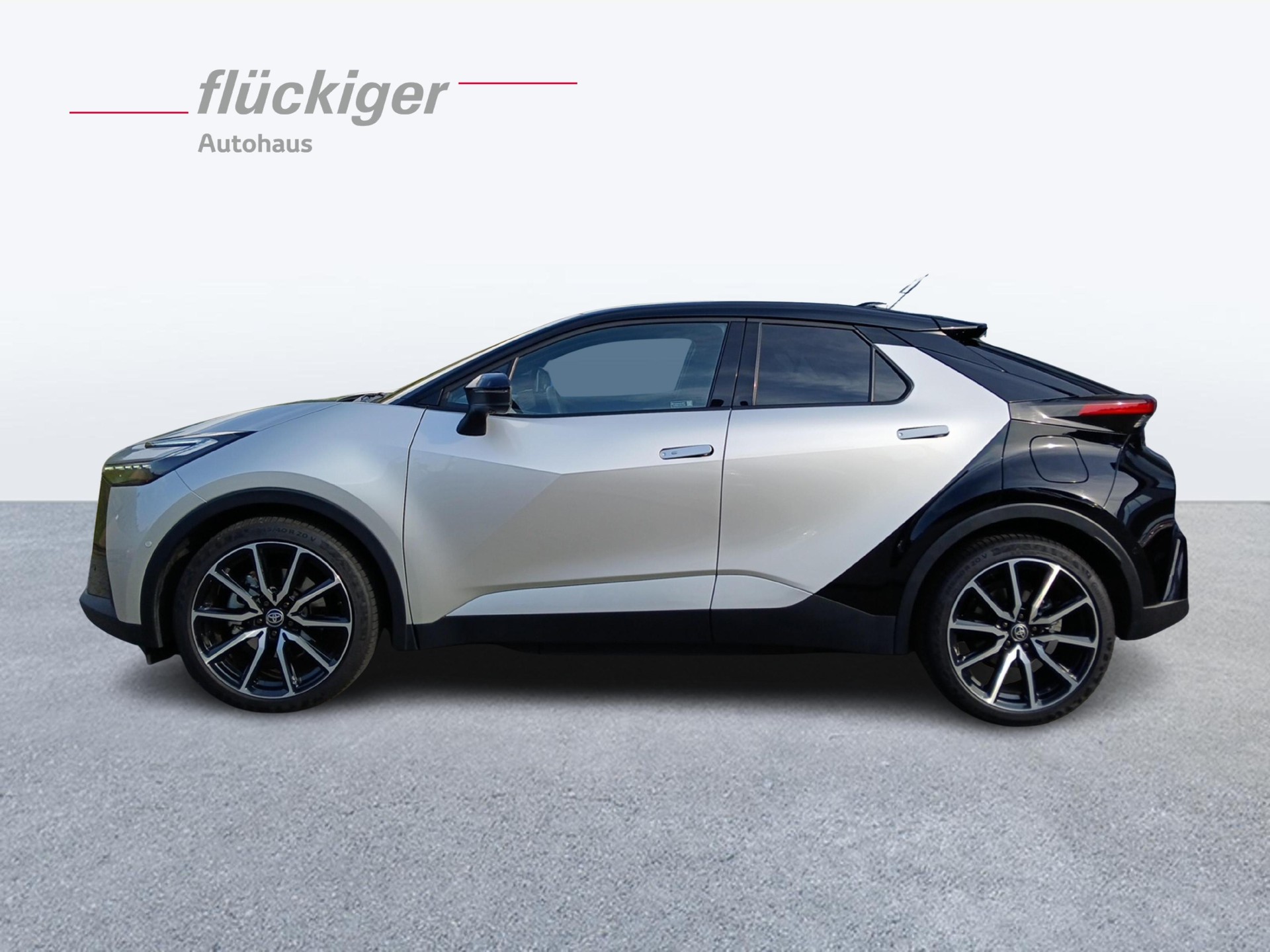 TOYOTA C-HR 2.0 PHEV GR Sport Premiere-showroom-element-1