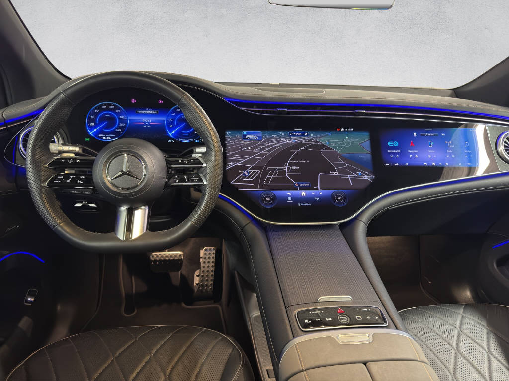 MERCEDES-BENZ EQS 580 SUV Release Edition AMG Line 4Matic-image-13
