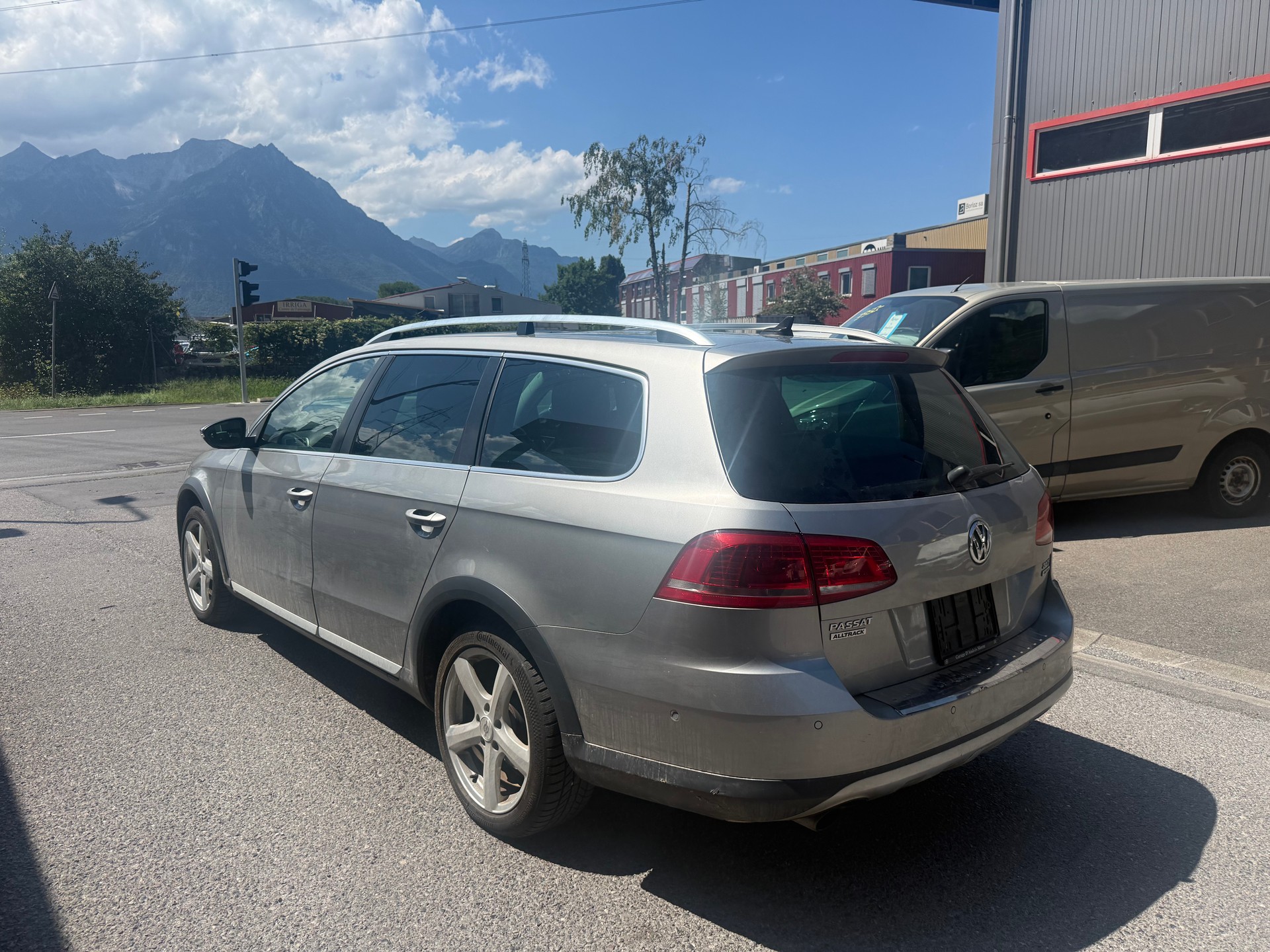 VW Passat Alltrack 2.0 TSI 4Motion DSG-showroom-element-3