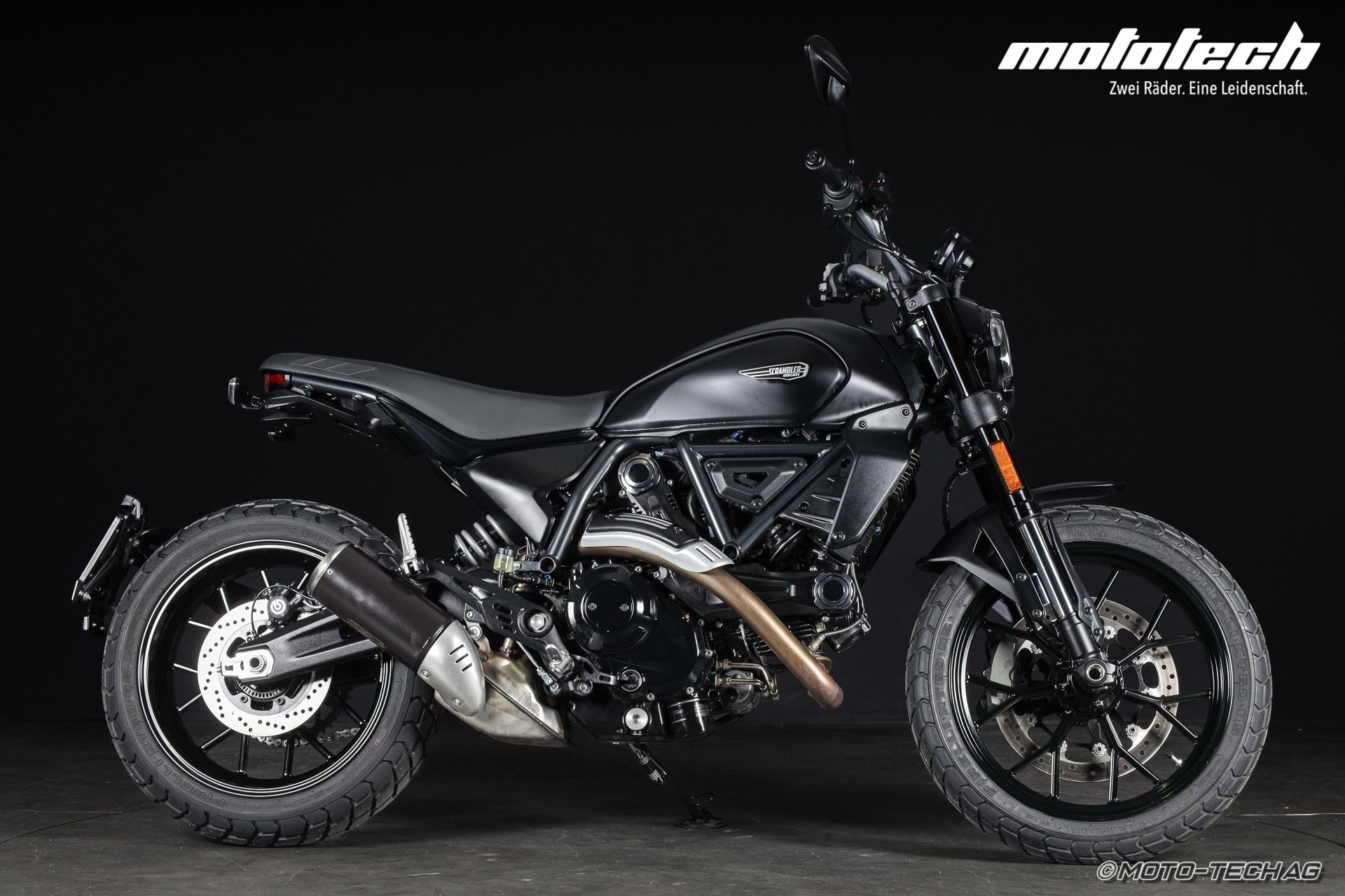 DUCATI Scrambler 803 Icon Dark (35/53kW)-image-1