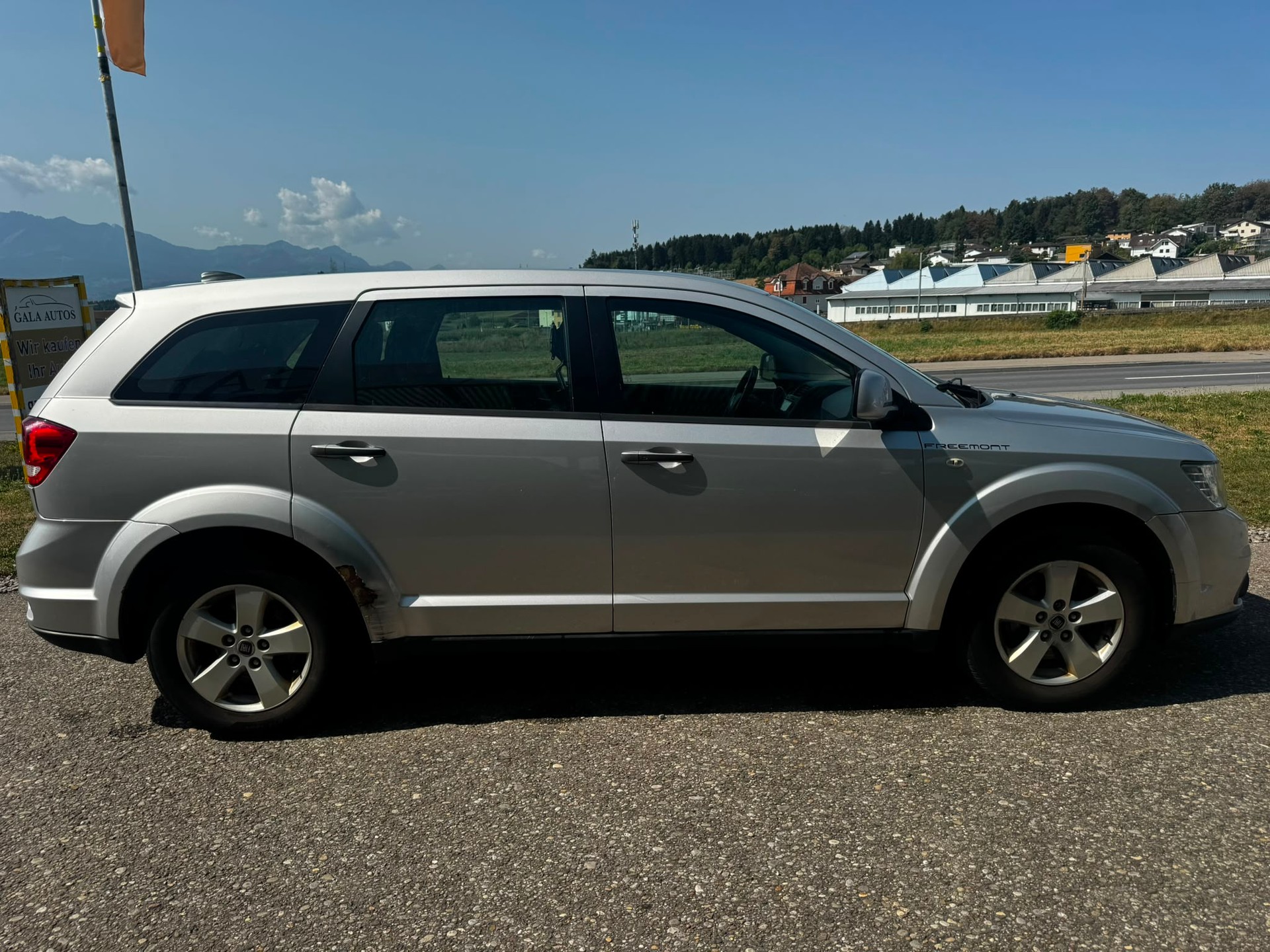 FIAT Freemont 2.0 MJ Urban-image-3