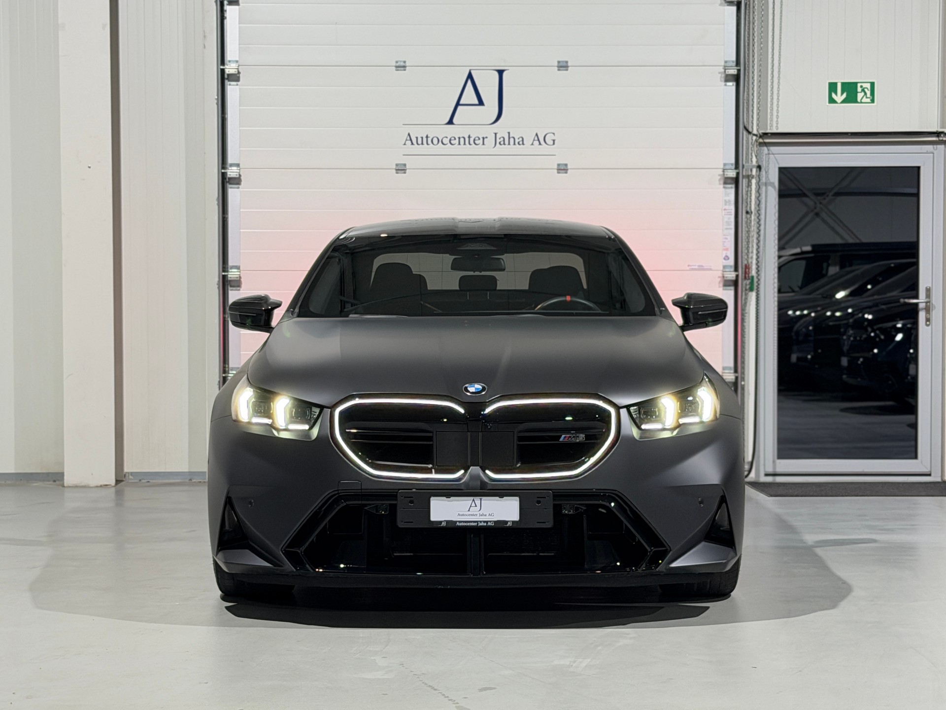 BMW M5 xDrive / CH-Fahrzeug inkl. Werksgarantie 02/2029 / PPF Folie ab Werk / Carbon Pack-showroom-element-3