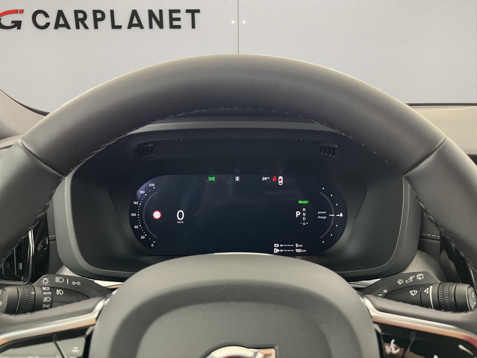 VOLVO XC60 2.0 T8 TE Black Edition eAWD-image-15