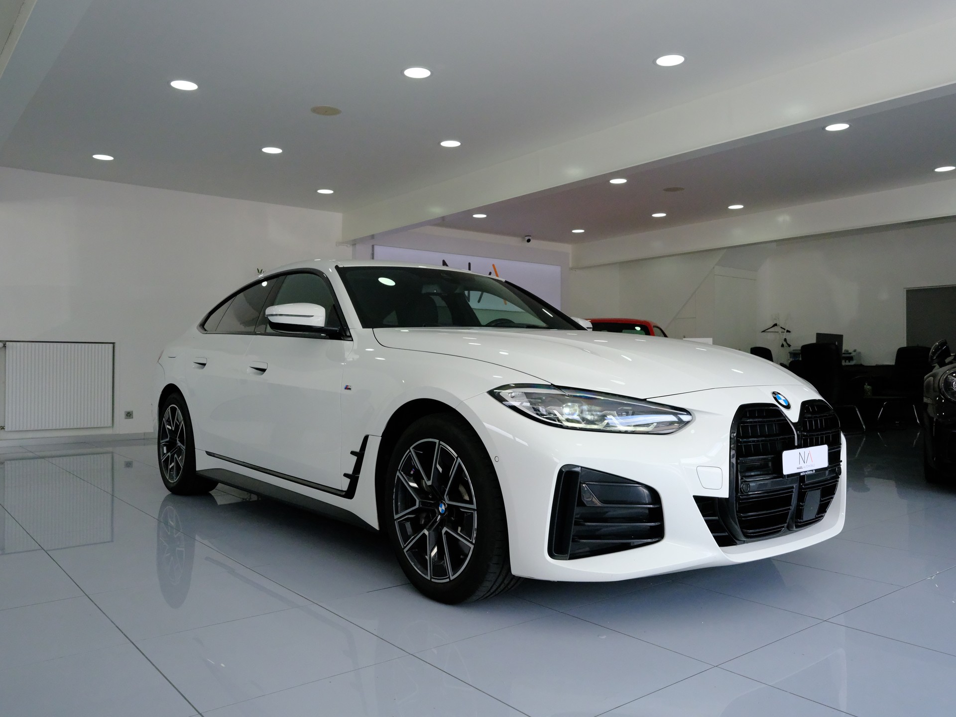 BMW 430i Gran Coupé M Sport Steptronic-showroom-element-1